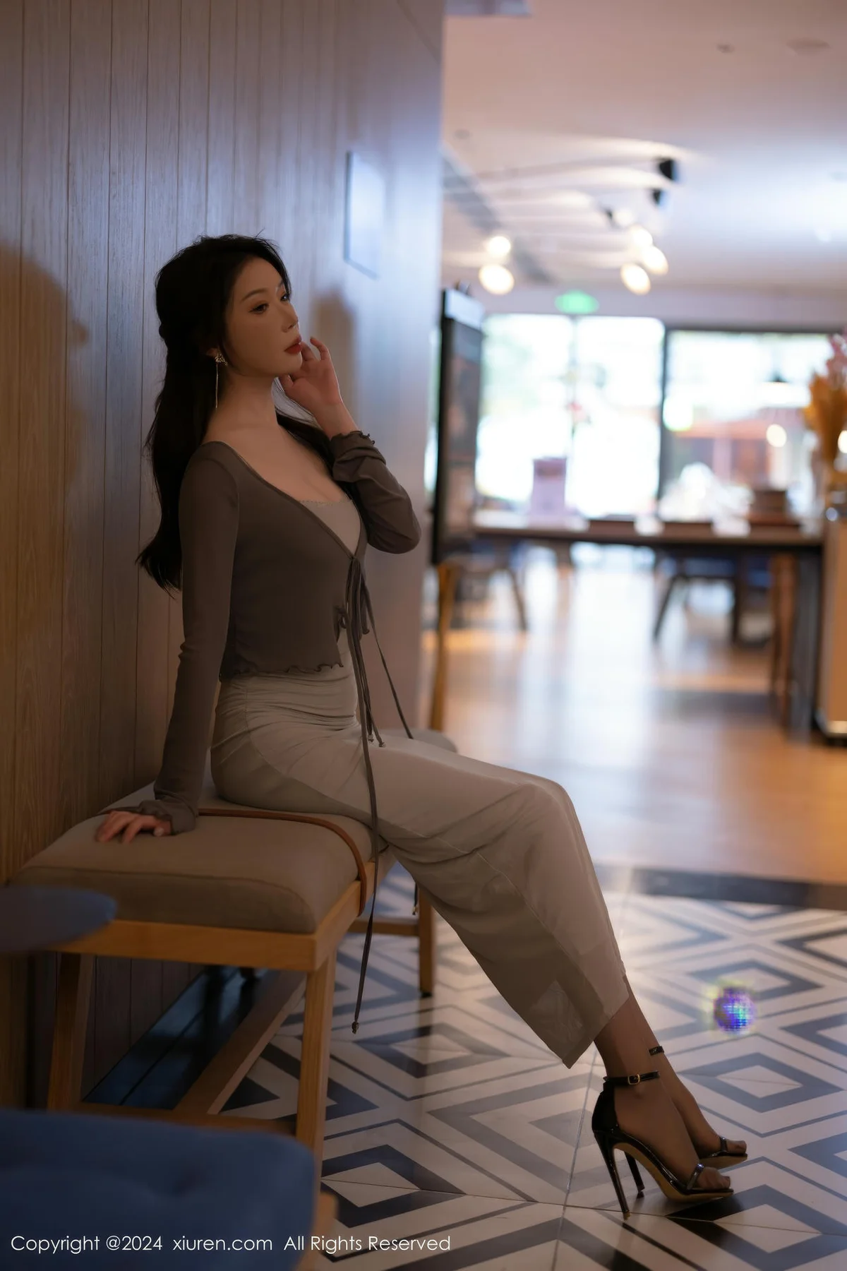 XiuRen 秀人 No.9007 梦心玥 灰色吊带搭性感写真1 - 10