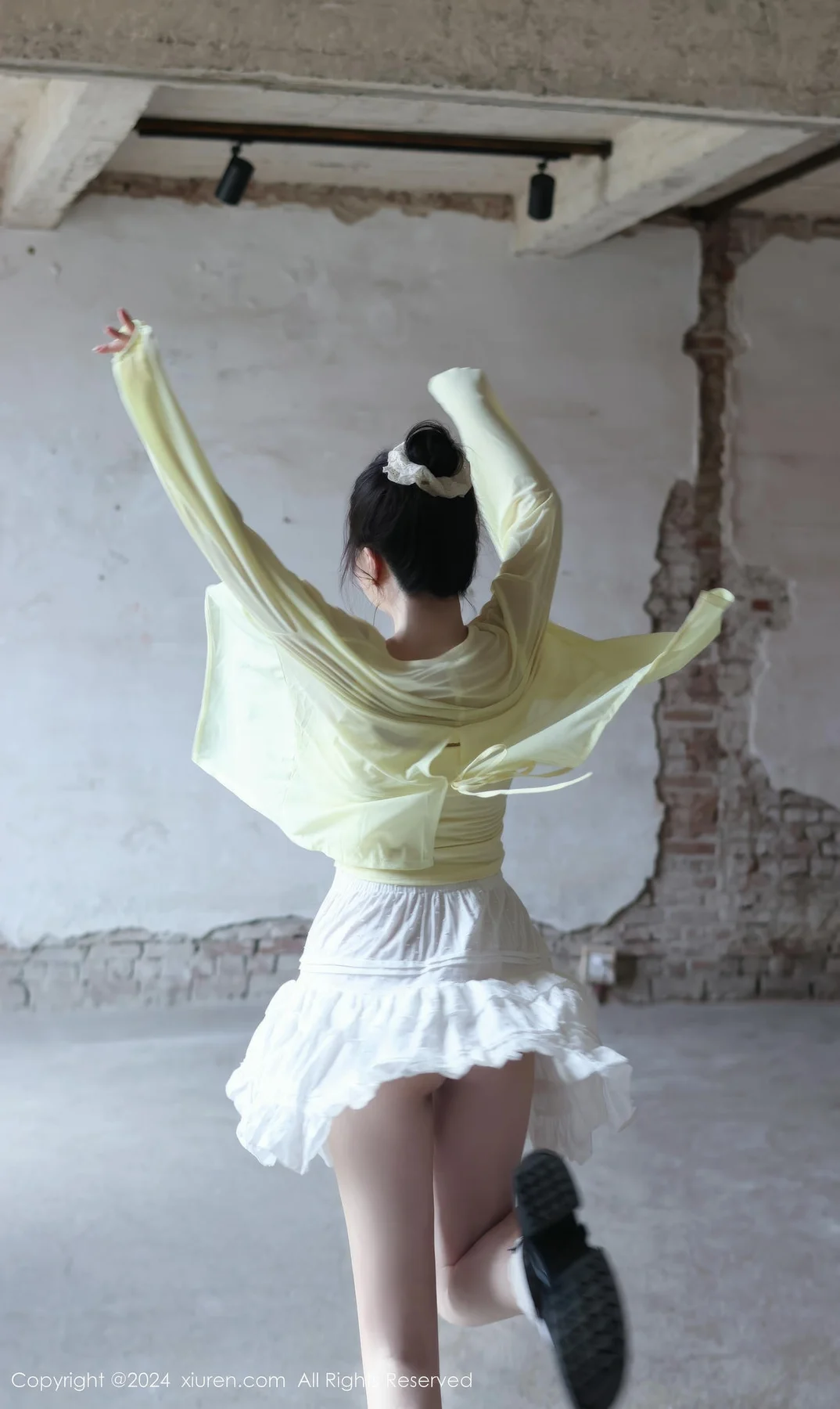 XiuRen 秀人 No.9024 小薯条nienie 共享电动车主题拍摄性感写真11 - 6