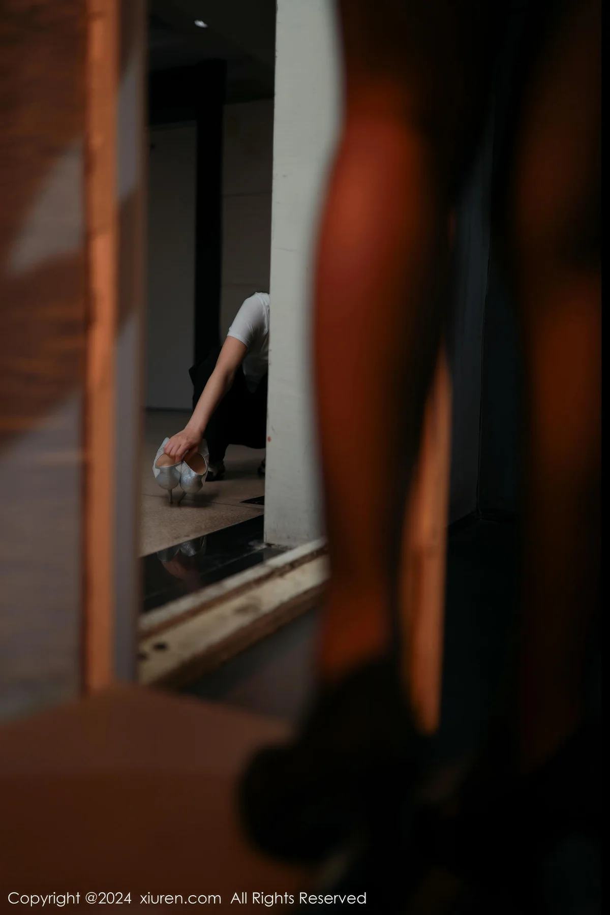 XiuRen 秀人 No.9046 杏子Yada 寝室场景拍摄迪拜旅拍写真333 - 9