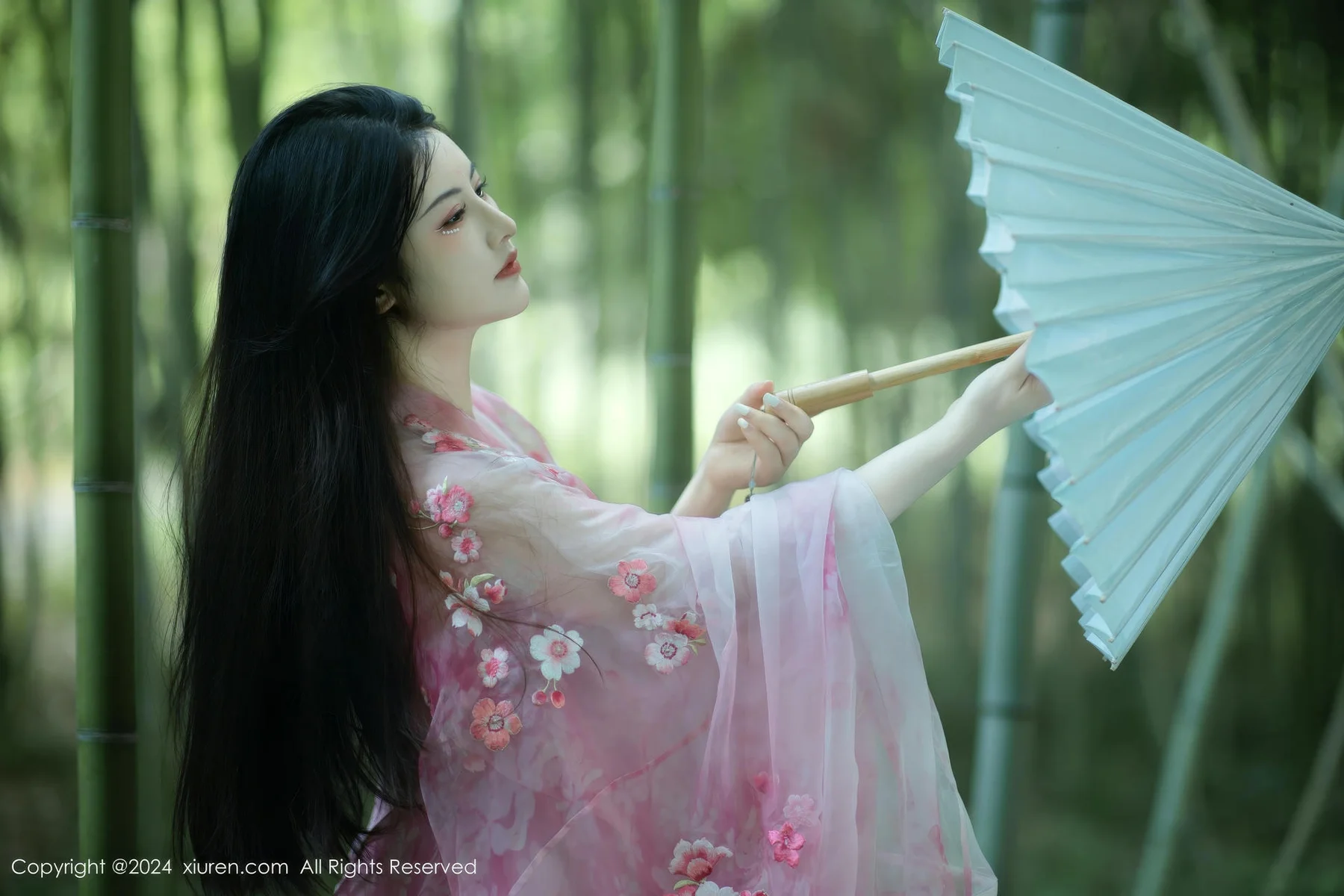 XiuRen 秀人 No.9100 诗诗kiki 粉色古风服饰性感写真1 - 3