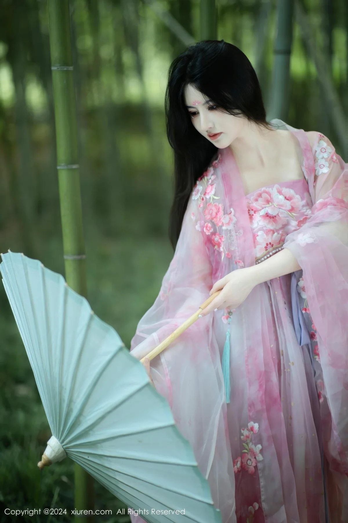 XiuRen 秀人 No.9100 诗诗kiki 粉色古风服饰性感写真1 - 5