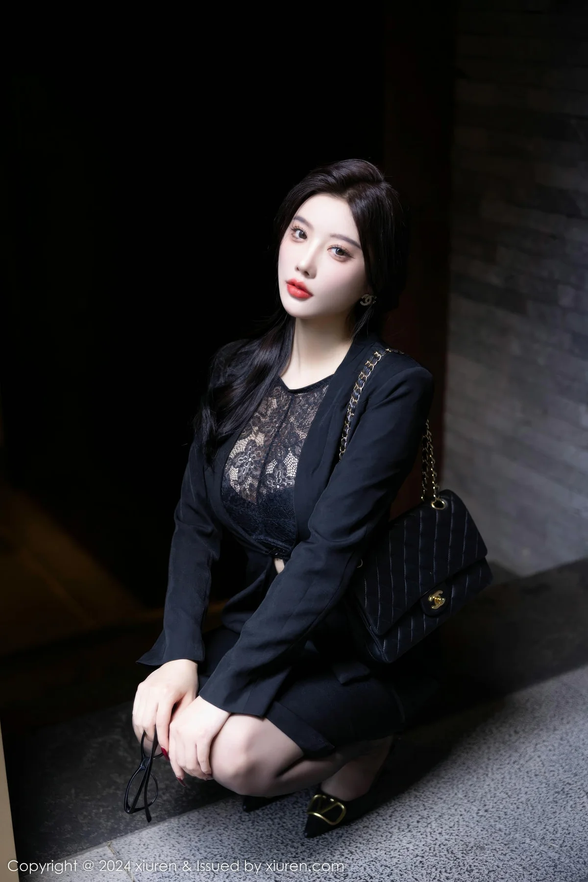 XiuRen 秀人 No.9190 杨晨晨Yome 性感黑色OL服饰 - 7