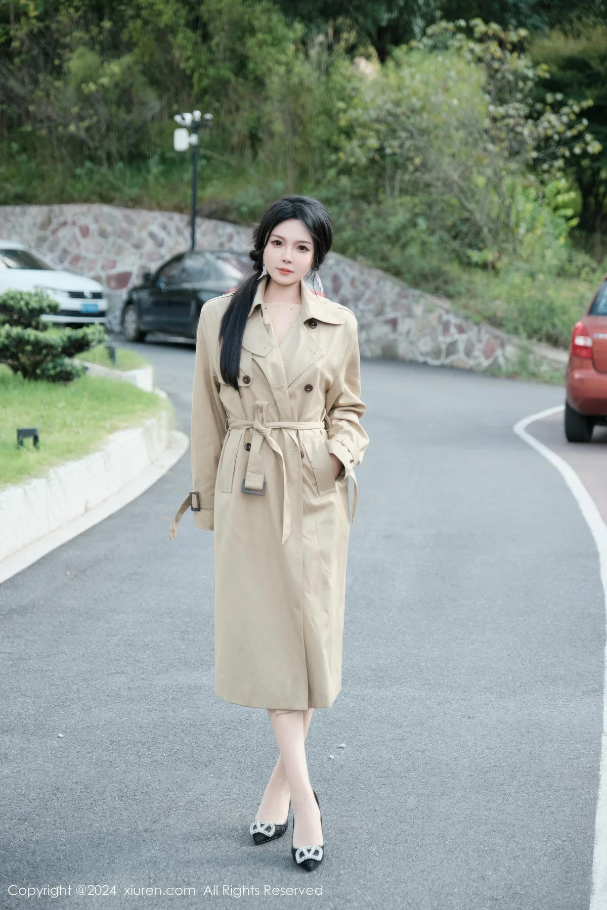 XiuRen 秀人 No.9261 麦田 白色连体丝袜 - 1