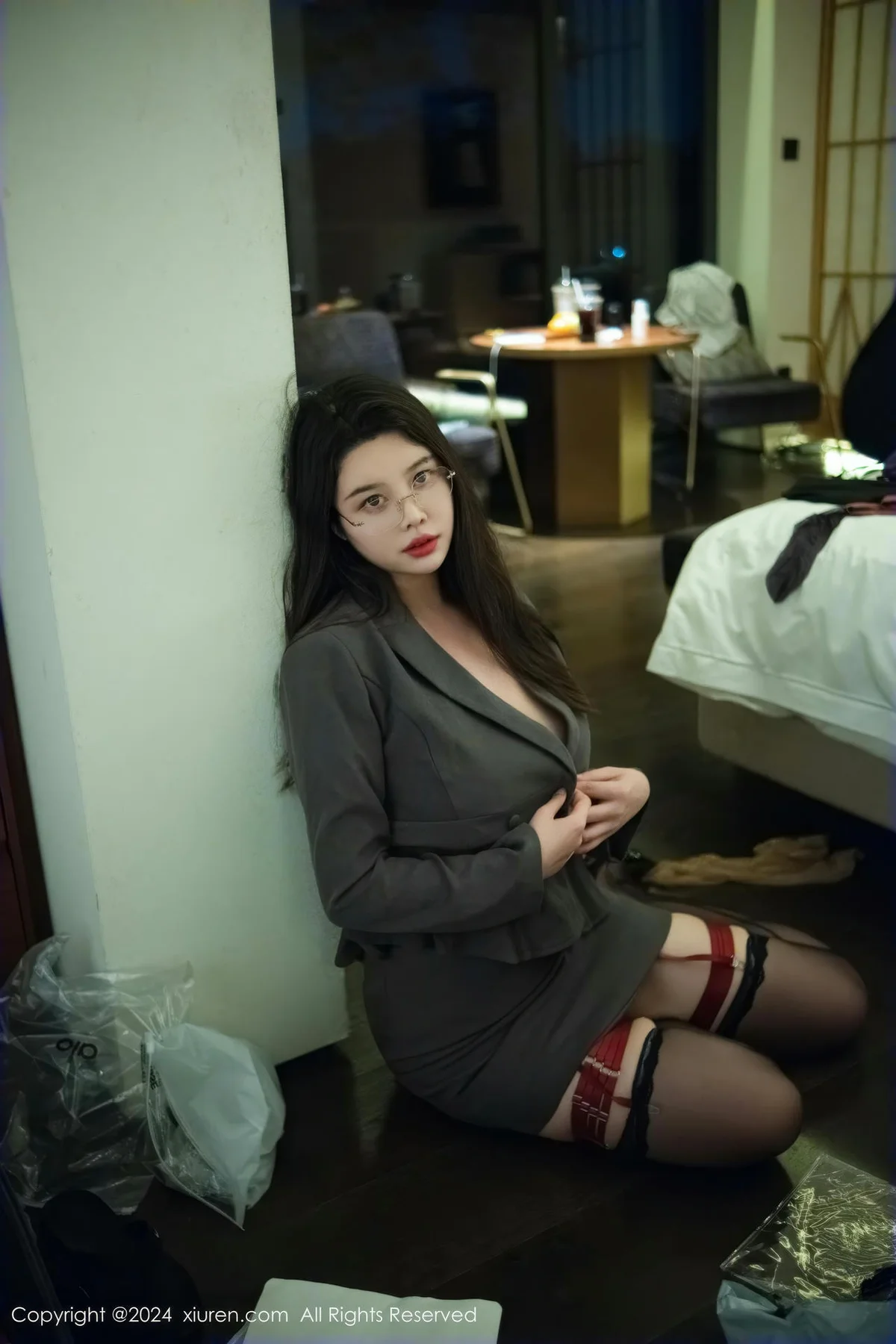 XiuRen 秀人 No.9287 樱桃小犊子爆乳短裙翘臀诱惑 - 3