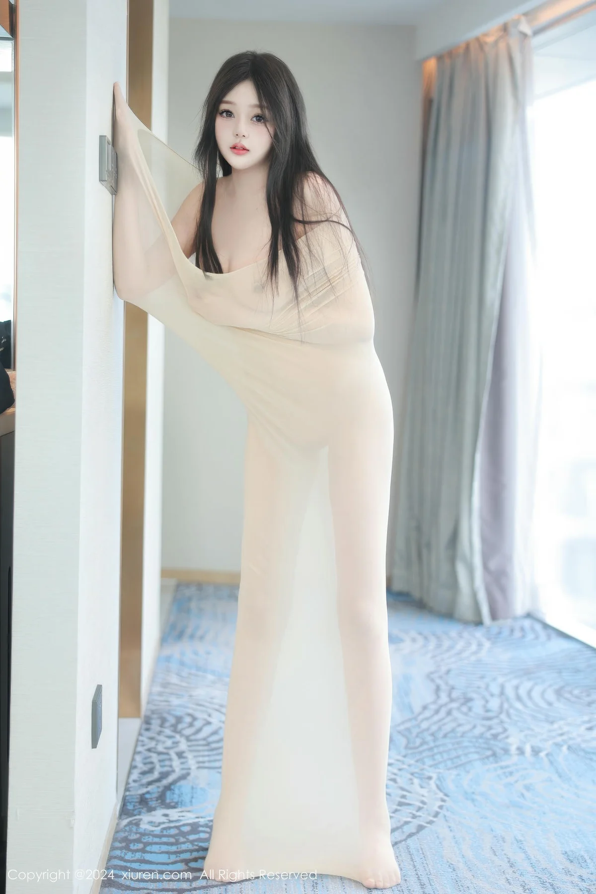 XiuRen 秀人 No.9337 柚柚小奶瓶 透视肉色丝袜连体 - 2