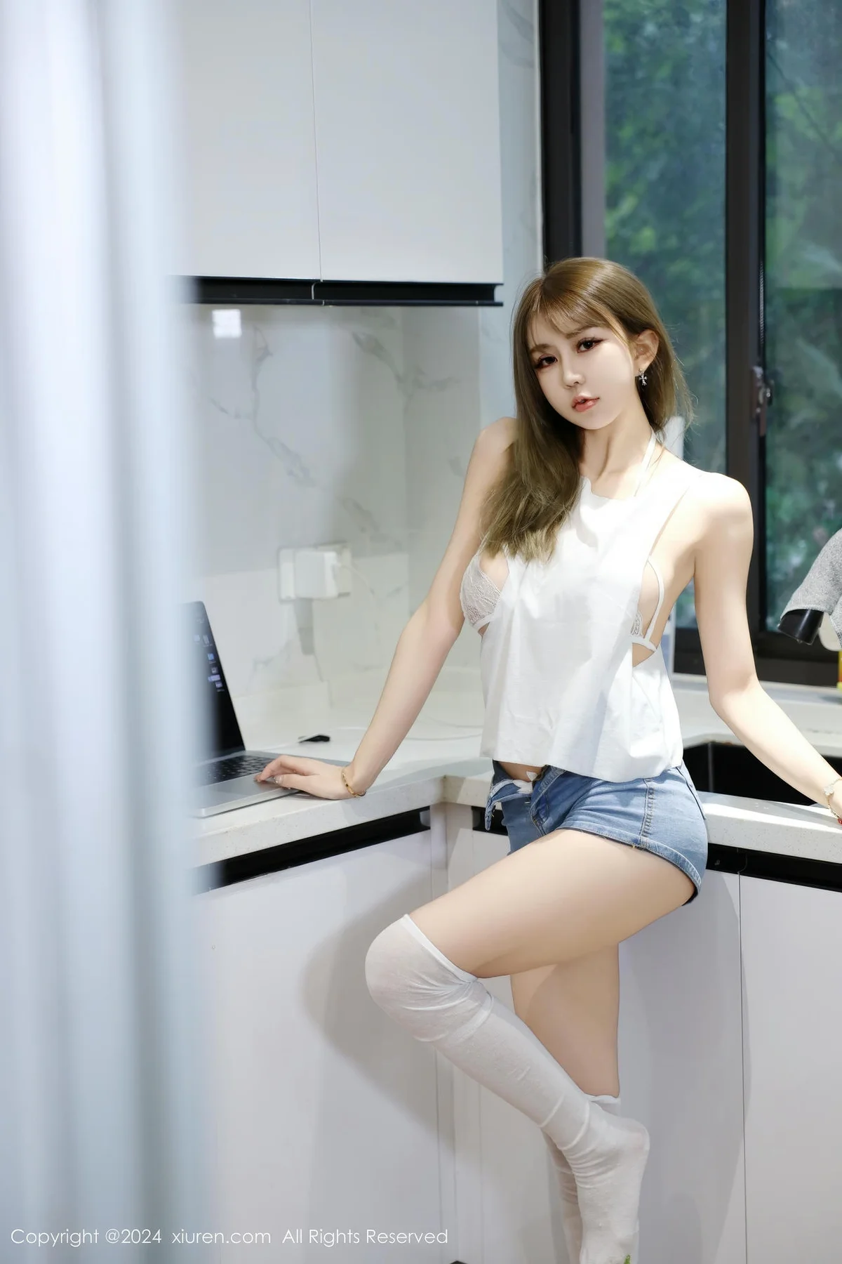 XiuRen 秀人 No.9374 Zoe柚柚 香肩美乳甜心 - 6