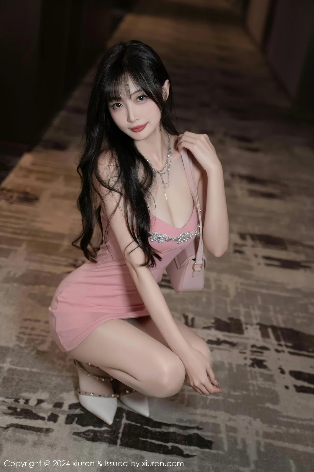 XiuRen 秀人 No.9380 林星阑 粉嫩礼裙小猫咪 - 1