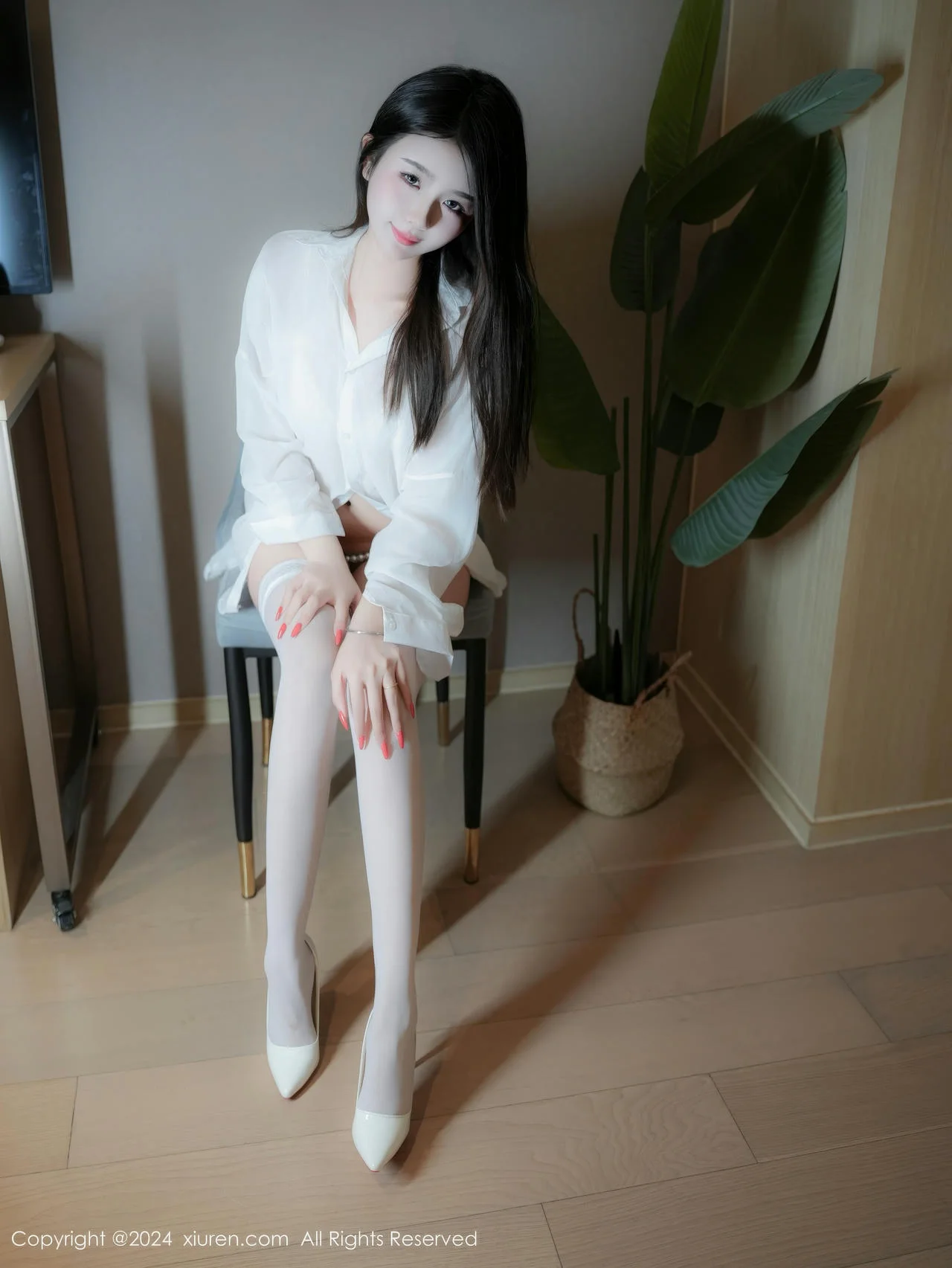 XiuRen 秀人 No.9389 Lucky 白丝玉体 - 9