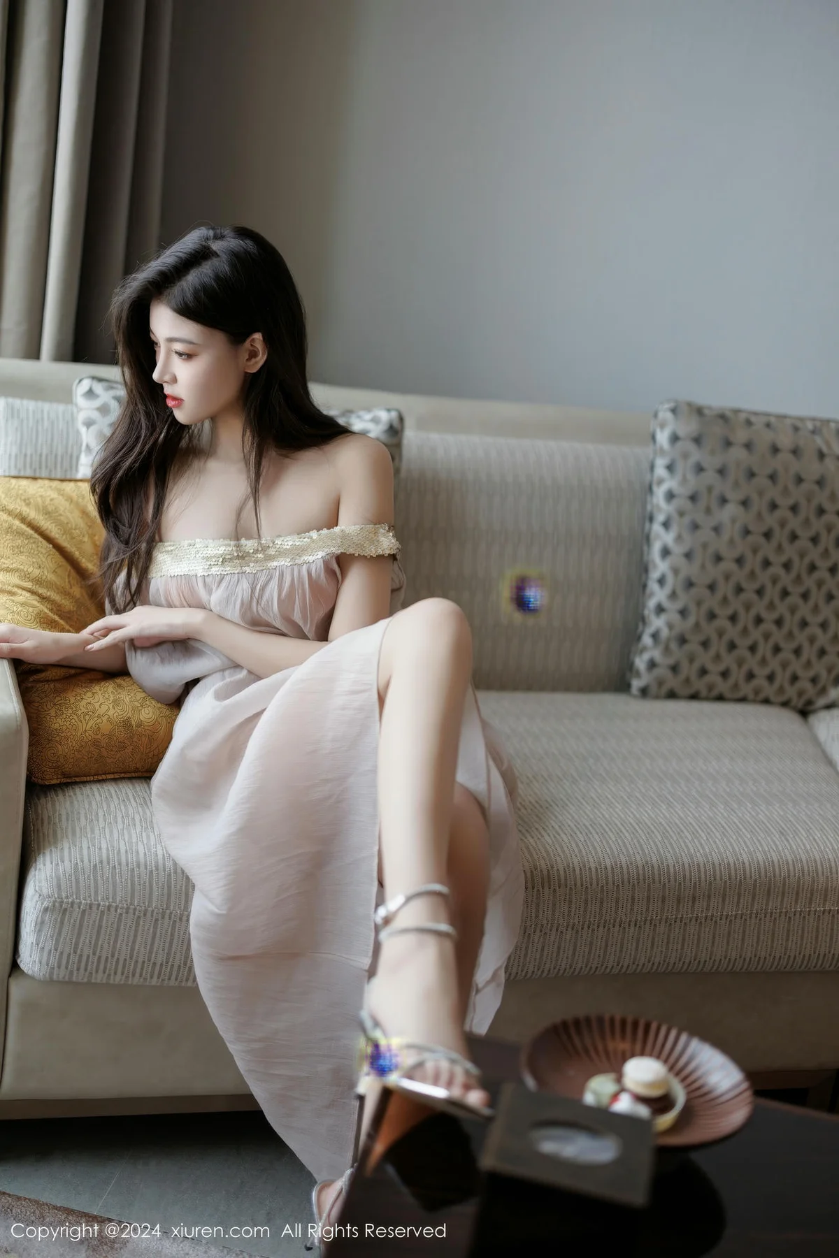 XiuRen 秀人 No.9426 初梦瑶 透视长裙绝美身材 - 8