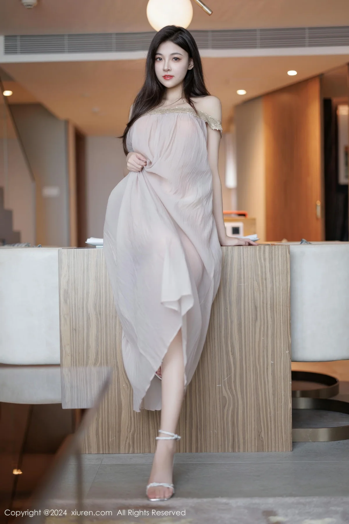 XiuRen 秀人 No.9426 初梦瑶 透视长裙绝美身材 - 7