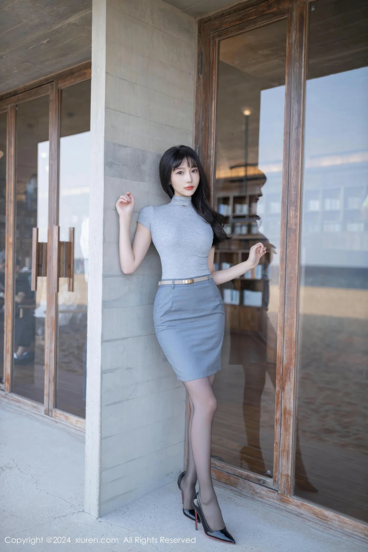 XiuRen 秀人 No.9450 陆萱萱 短裙ol制服 - 4