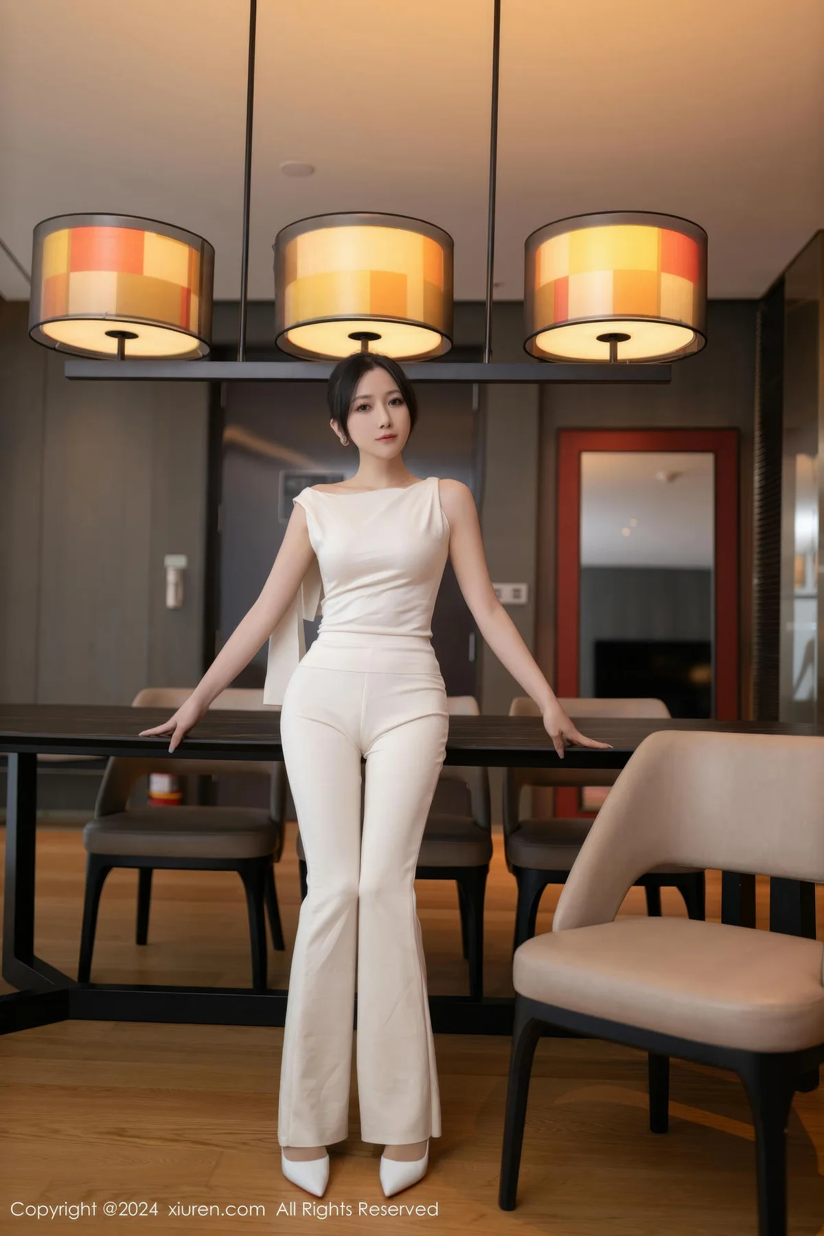 XiuRen 秀人 No.9457 鱼子酱Fish 肉色丝袜 - 2