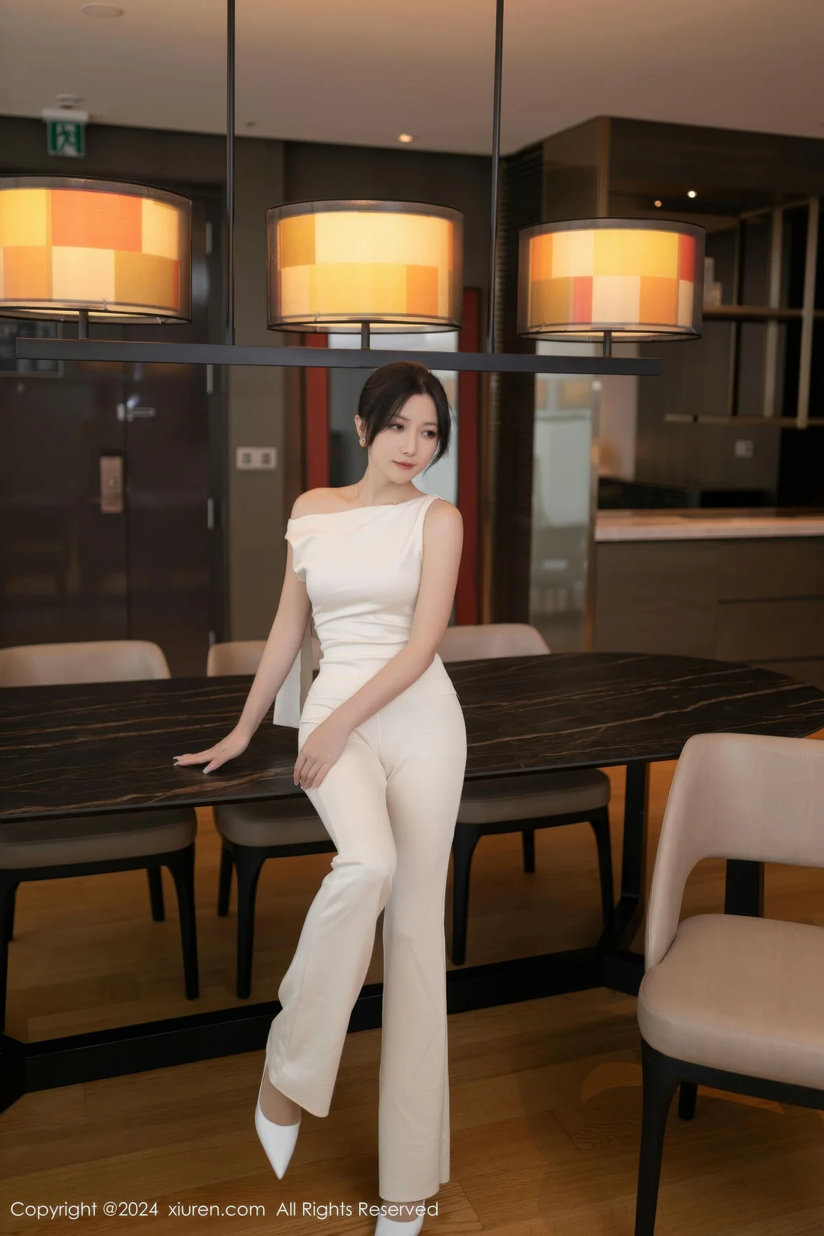 XiuRen 秀人 No.9457 鱼子酱Fish 肉色丝袜 - 8