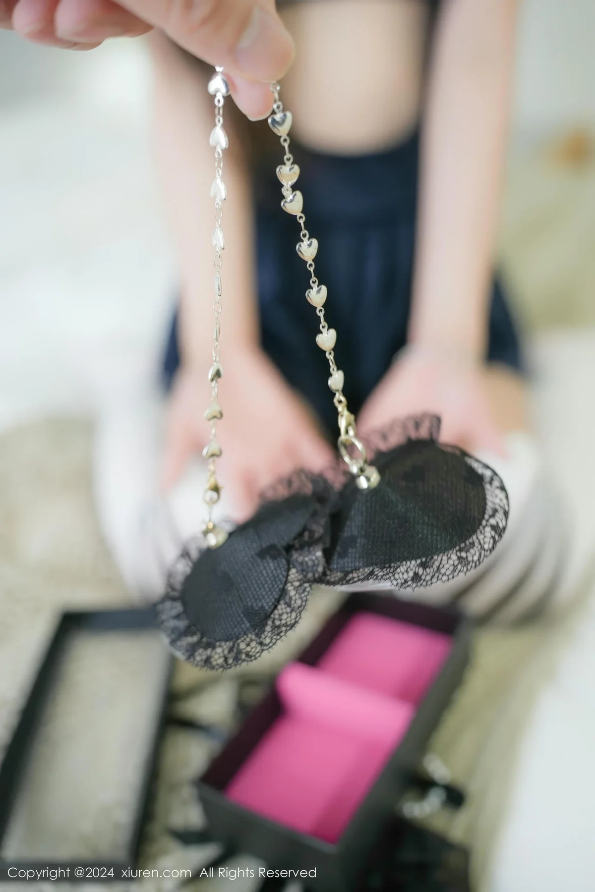 XiuRen 秀人 No.9473 糖糖 乳贴校园短裙 - 5