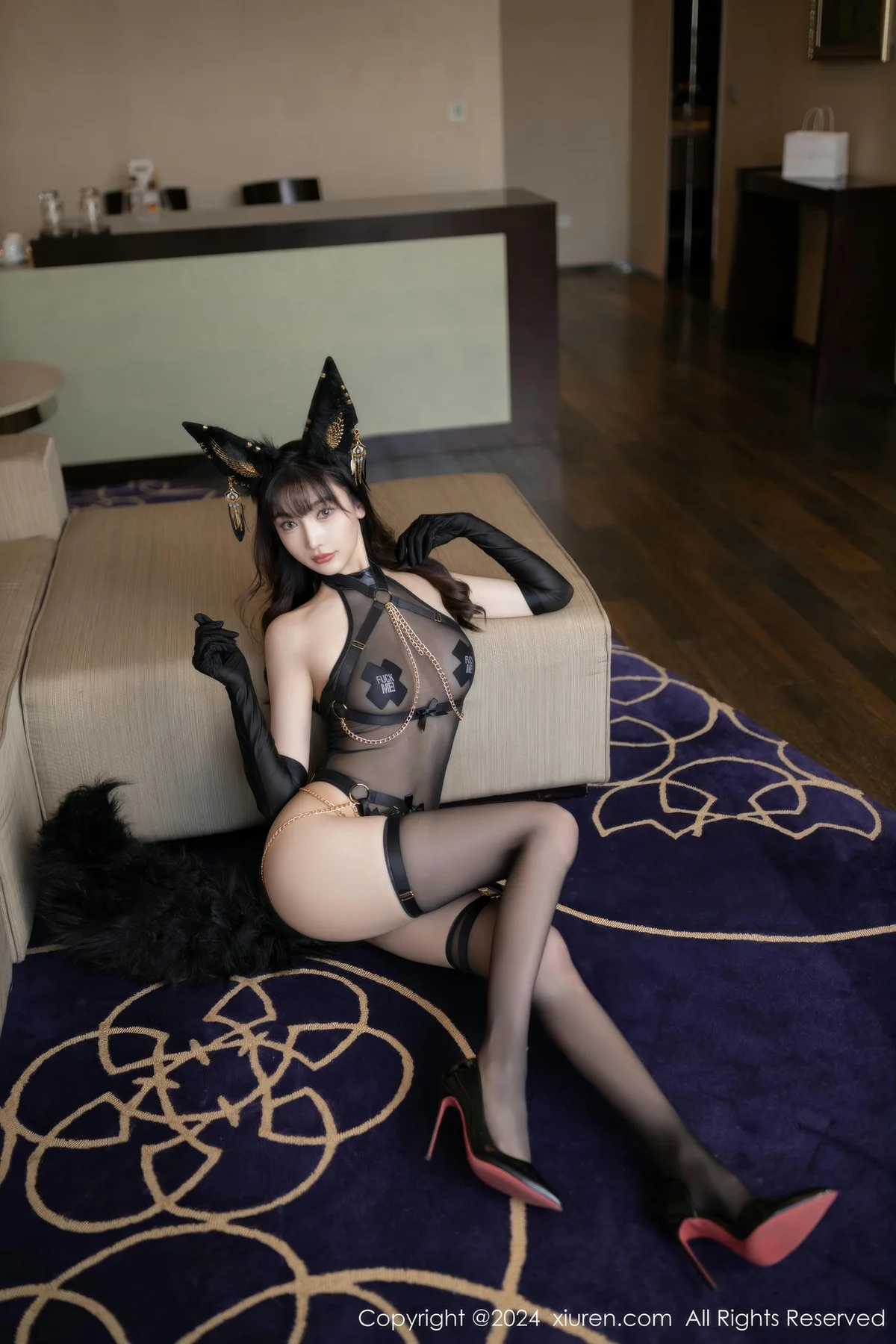 XiuRen 秀人 No.9483 陆萱萱 乳贴制服小狐狸 - 6