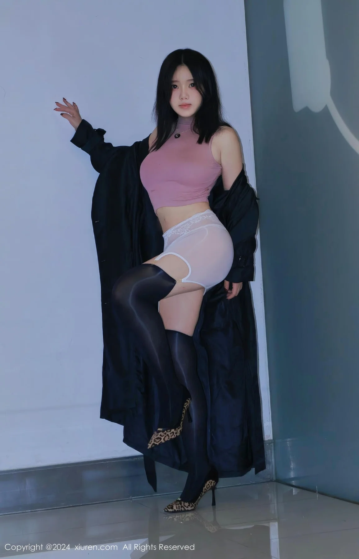 XiuRen 秀人 No.9489 小薯条nienie 诱惑肉色丝袜 - 2