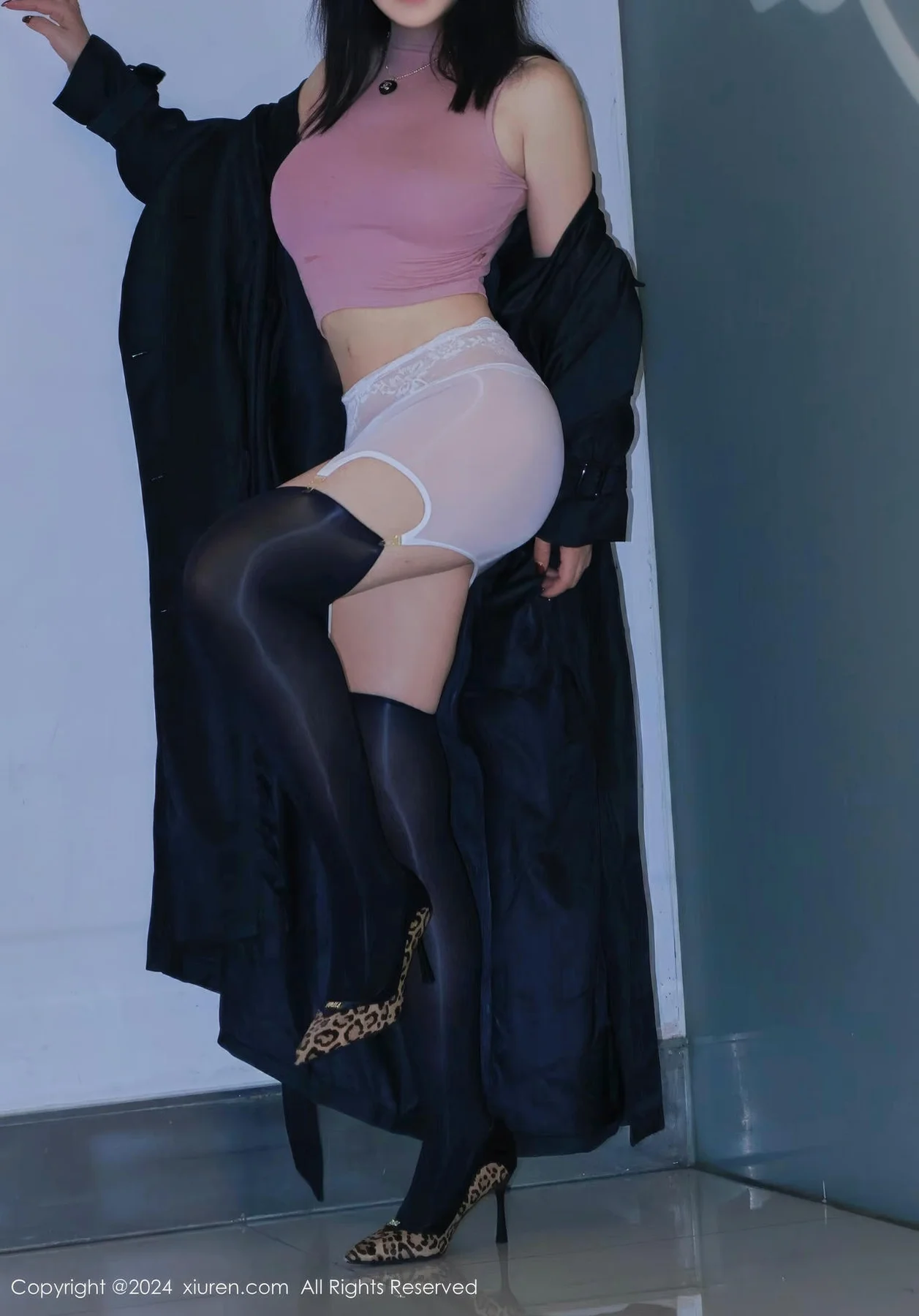 XiuRen 秀人 No.9489 小薯条nienie 诱惑肉色丝袜 - 9