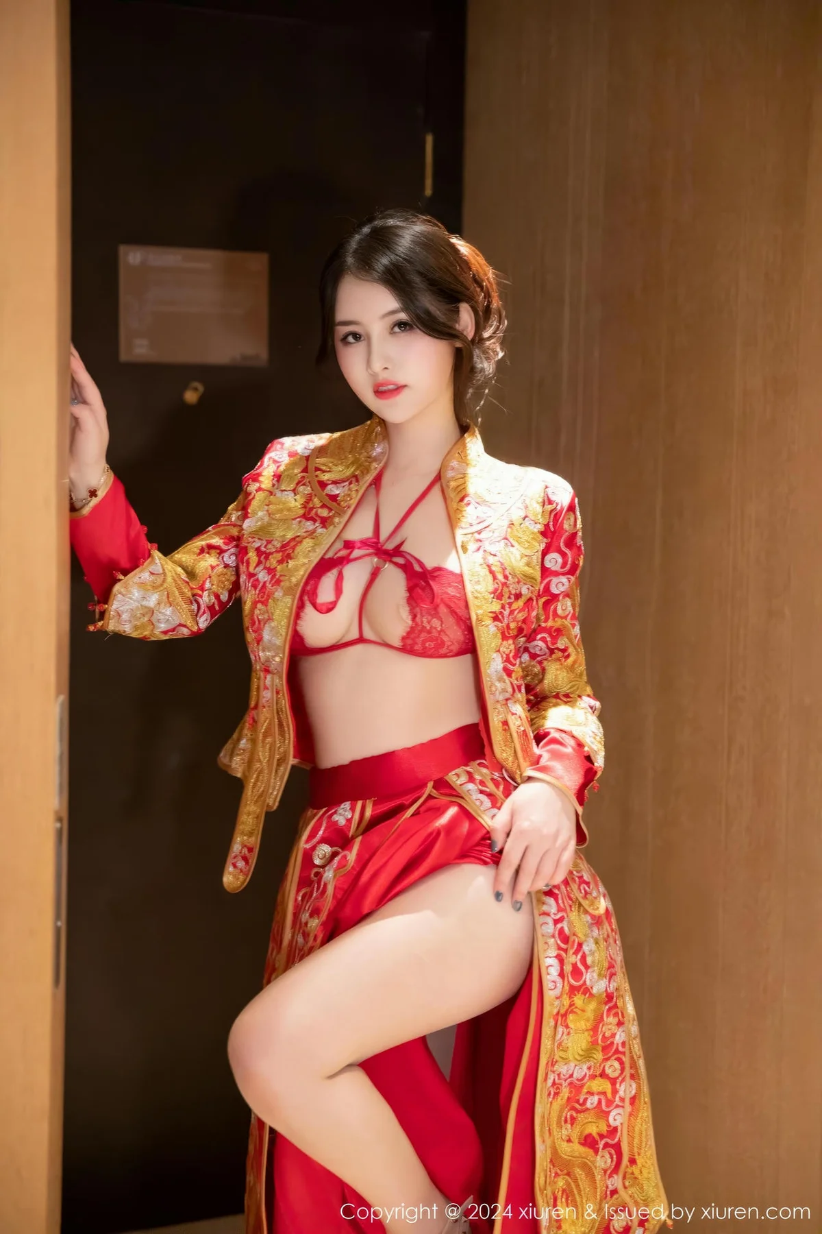 XiuRen 秀人 No.9494 诗诗kiki 性感旗袍爆乳私房 - 2