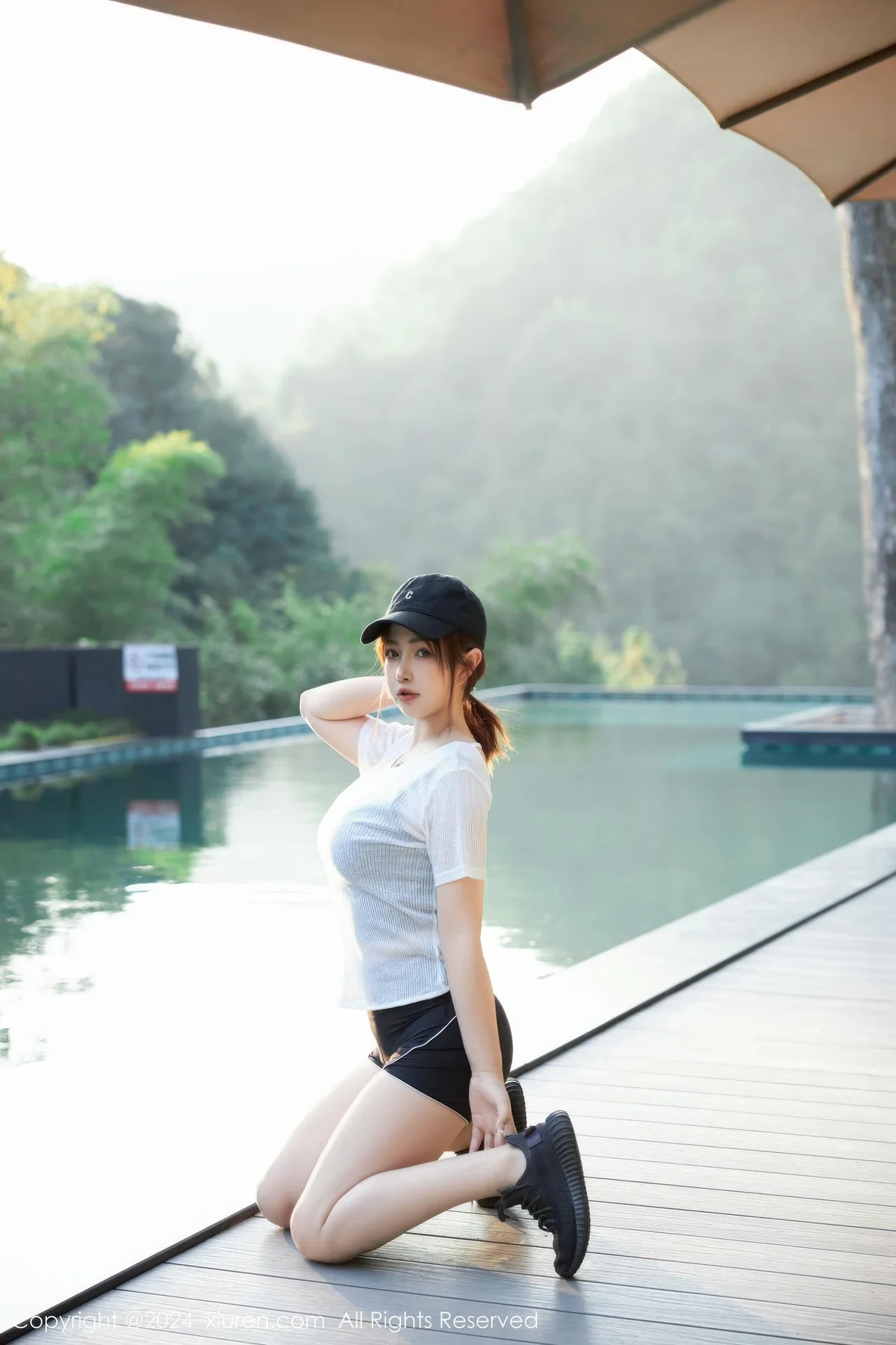 XiuRen 秀人 No.9549 养乐多Doll活力少女 - 9