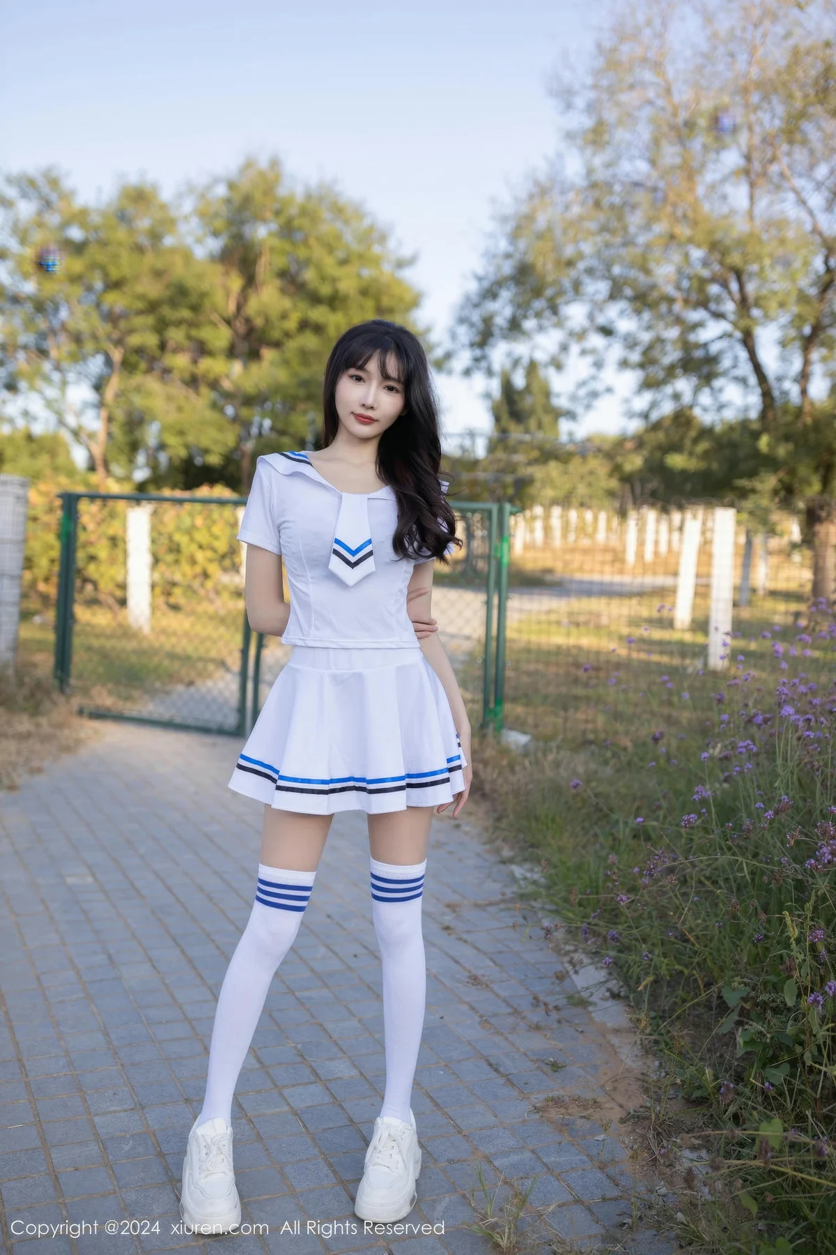 XiuRen 秀人 No.9554 陆萱萱 活力户外气质女神 - 1