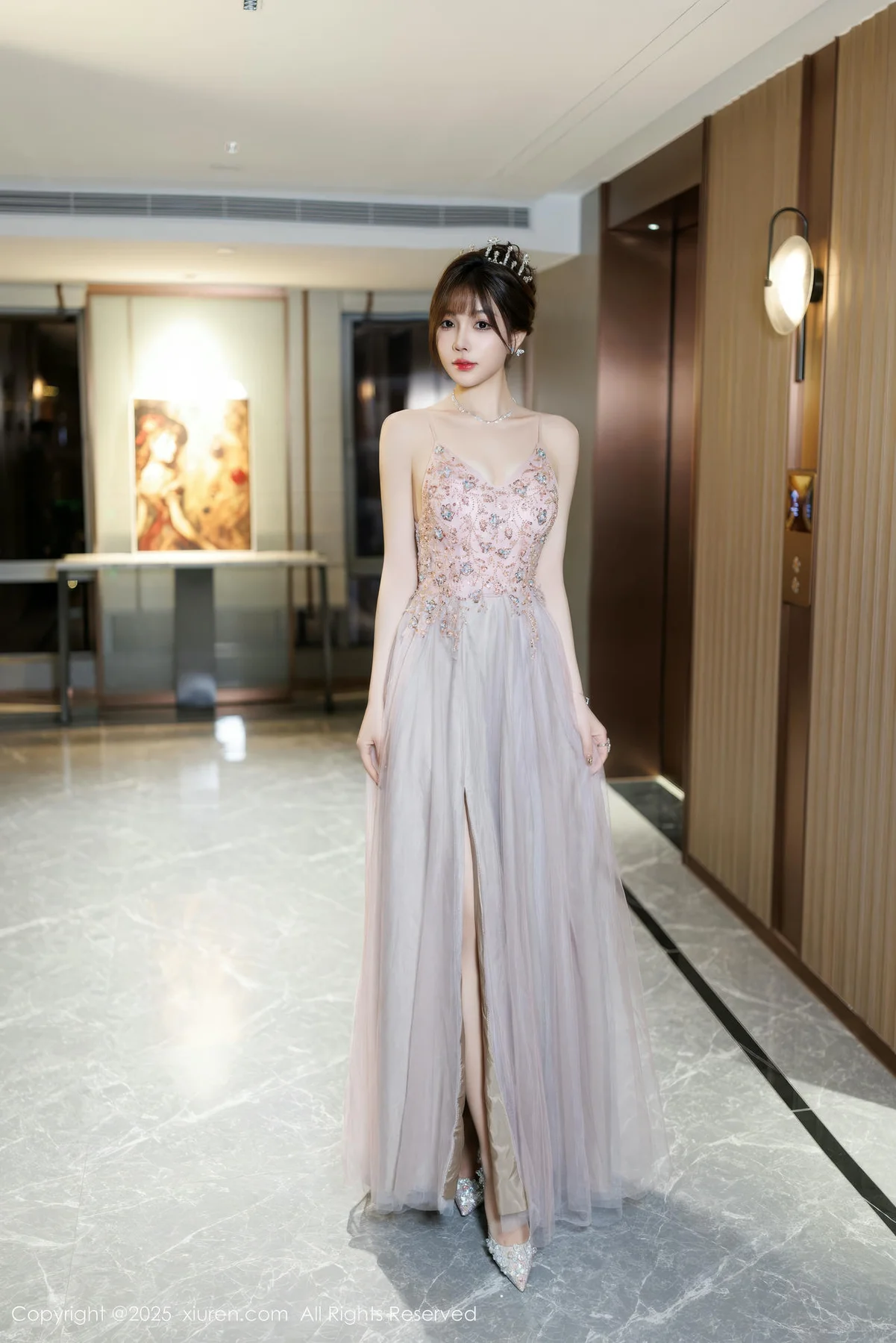 XiuRen 秀人 No.9699 徐莉芝Booty 香肩玉体内衣私房 - 1