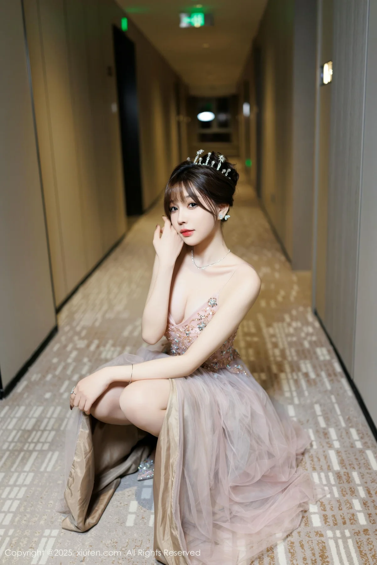 XiuRen 秀人 No.9699 徐莉芝Booty 香肩玉体内衣私房 - 6