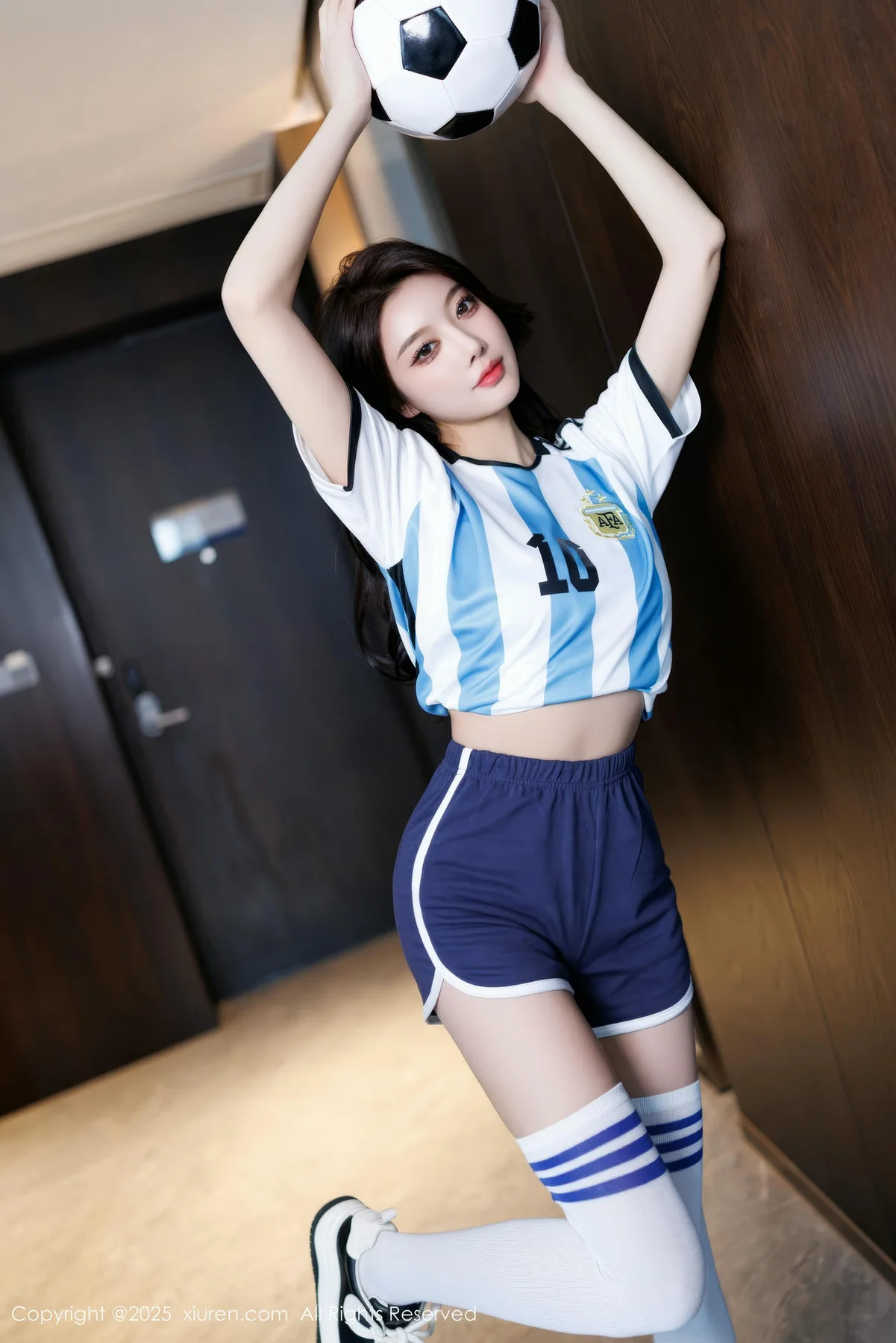 XiuRen 秀人 No.9706 杨晨晨Yome 活力足球球衣写真 - 1