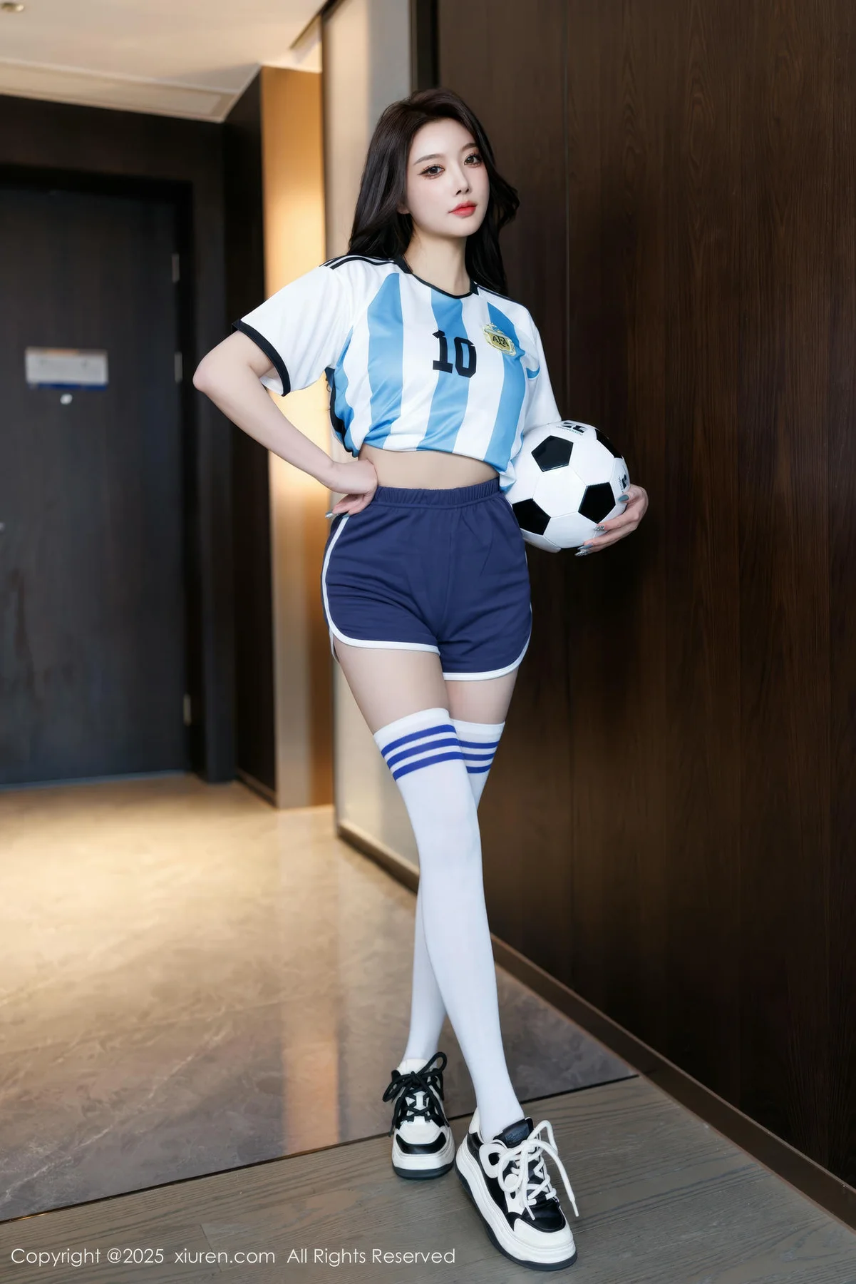 XiuRen 秀人 No.9706 杨晨晨Yome 活力足球球衣写真 - 3
