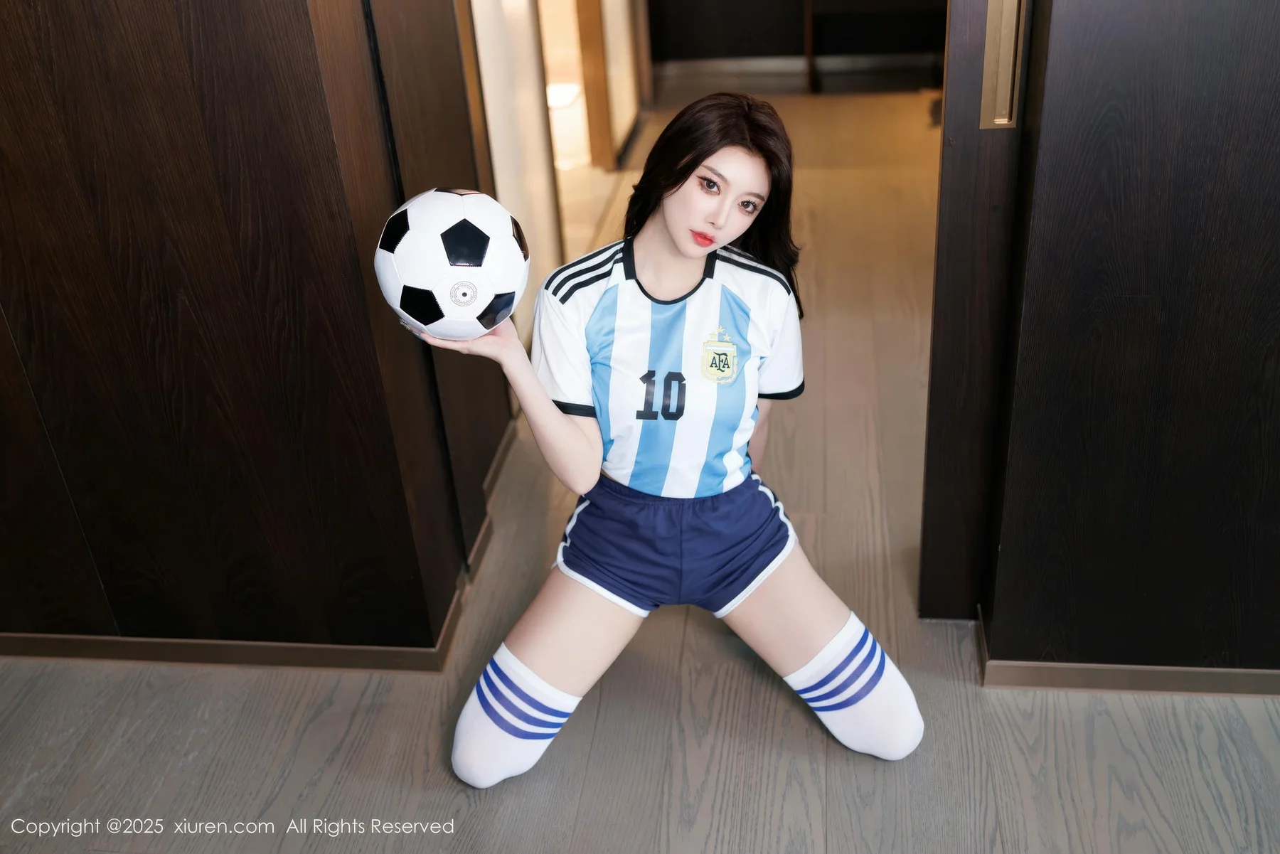 XiuRen 秀人 No.9706 杨晨晨Yome 活力足球球衣写真 - 6