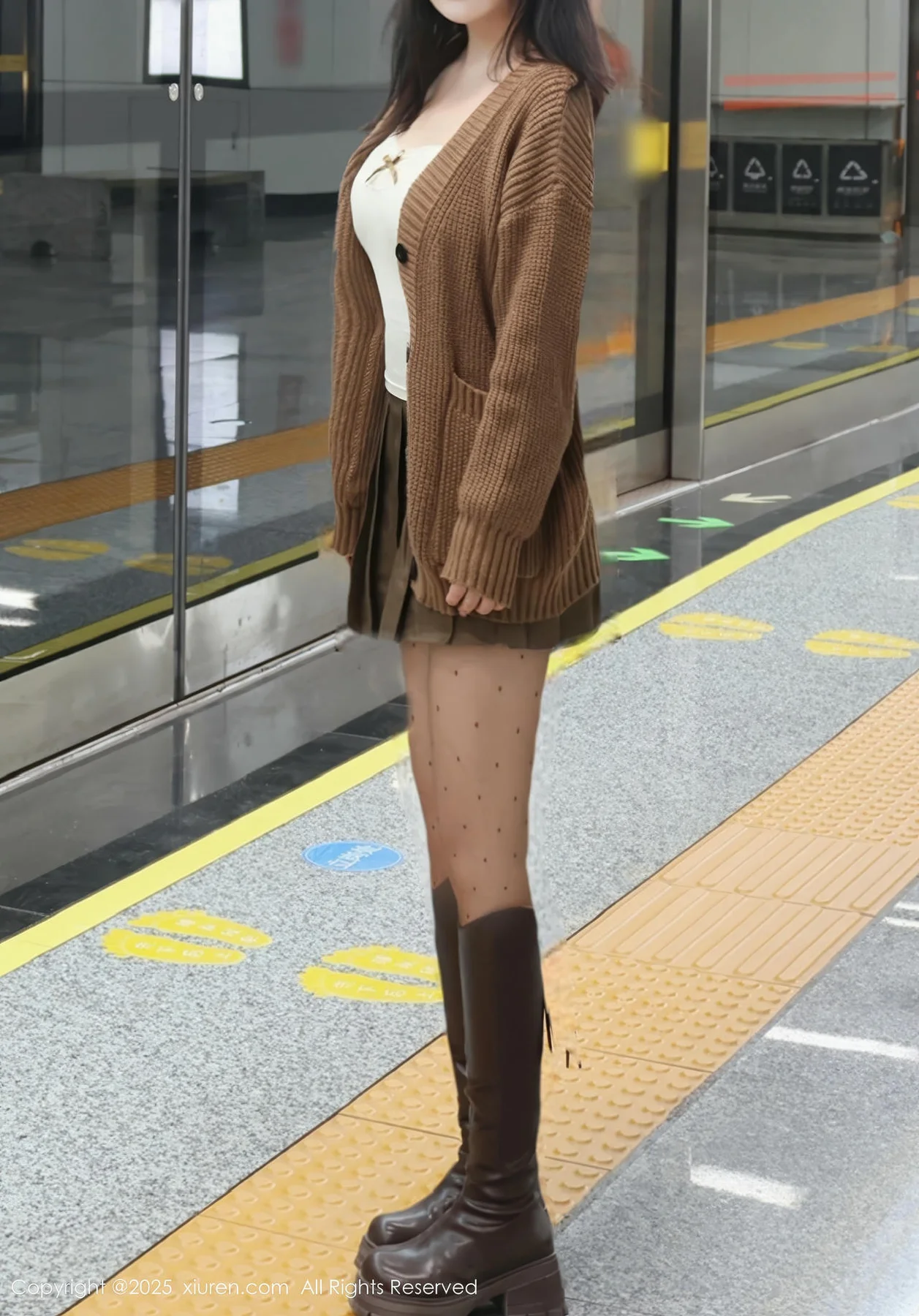 XiuRen 秀人 No.9708 小薯条nienie 萝莉蕾丝兔女郎 - 7