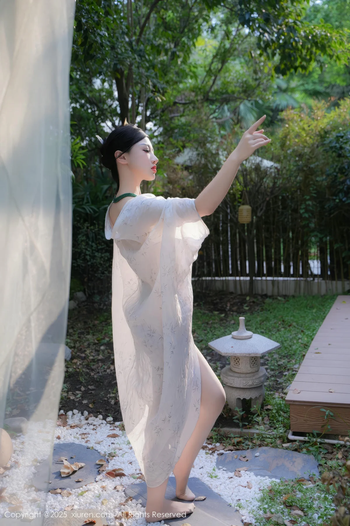 XiuRen 秀人 No.9730 妙可可Cheese 户外凉亭玉体诱惑 - 8