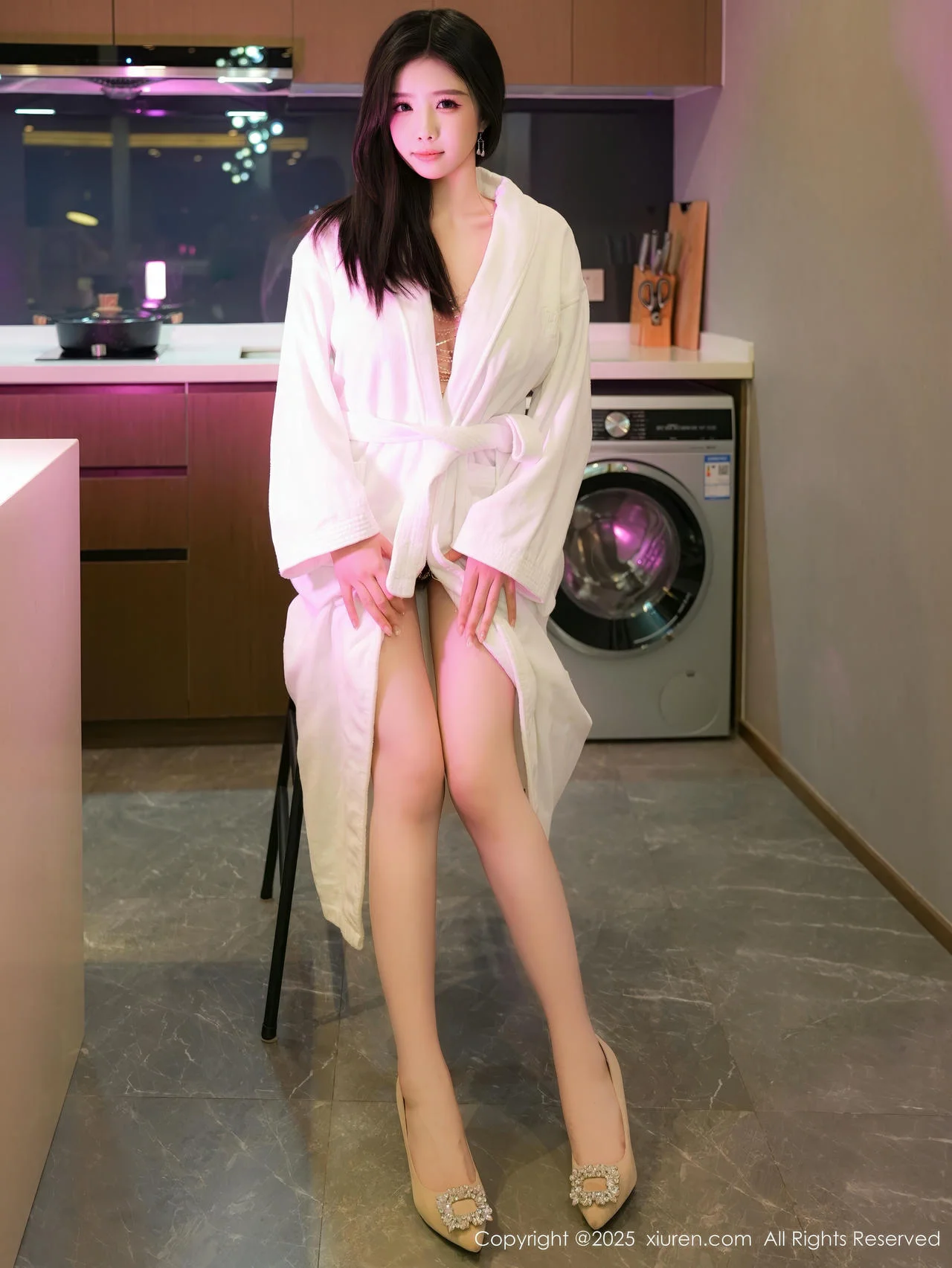 XiuRen 秀人 No.9741 袁圆 玉体乳贴翘臀少女 - 2