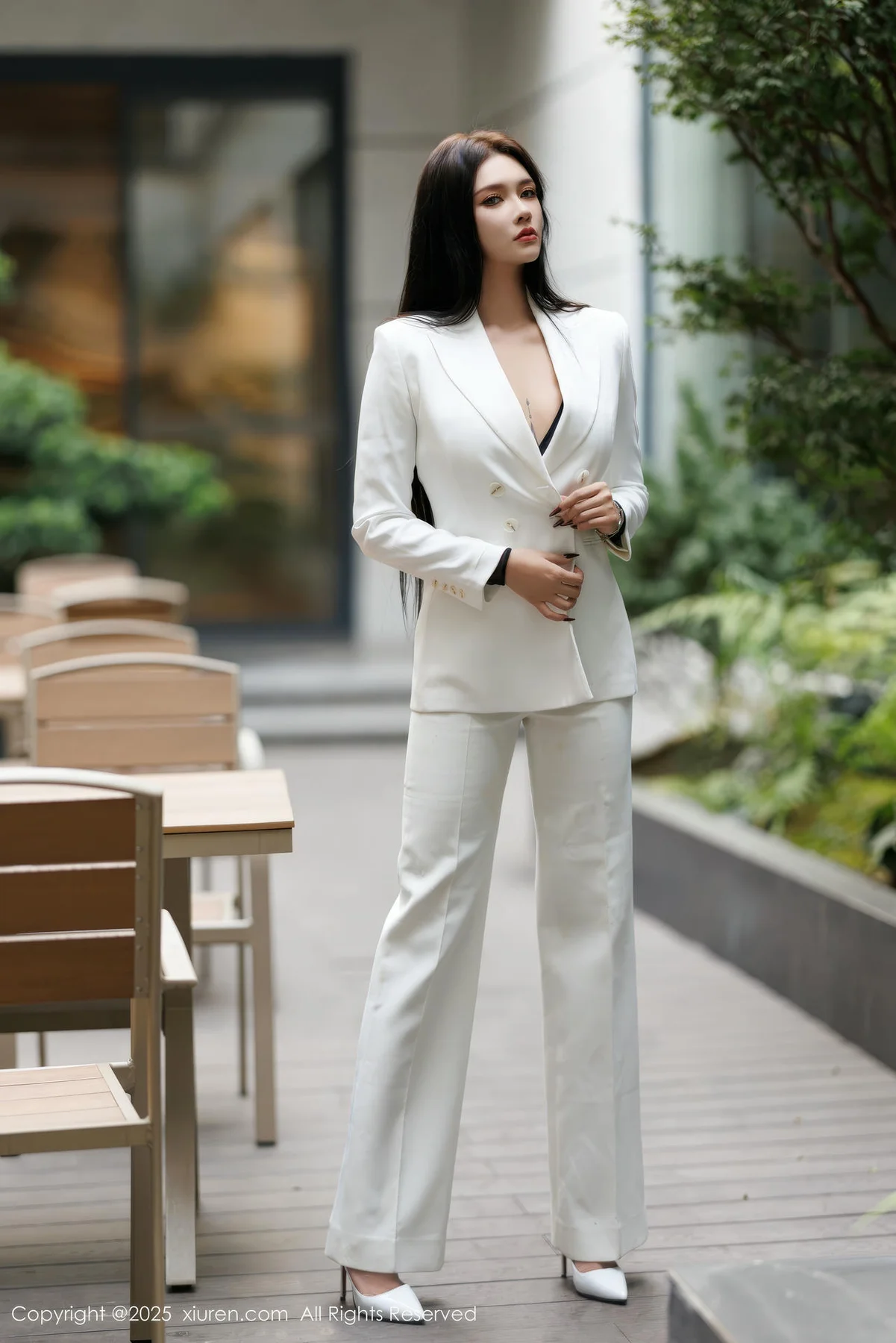 XiuRen 秀人 No.9755 娜比 妩媚爆乳连体衣 - 1