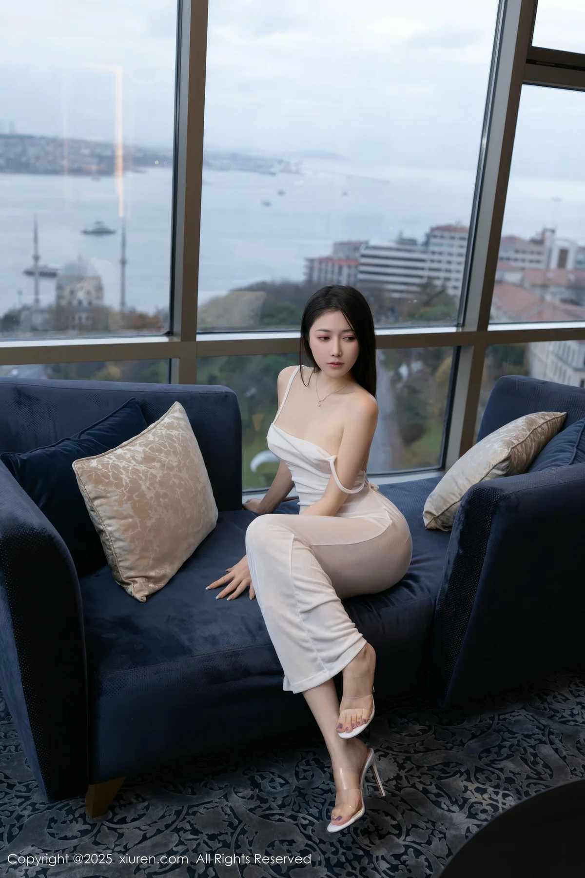 XiuRen 秀人 No.9780 鱼子酱Fish 户外凉亭玉体诱惑 - 10