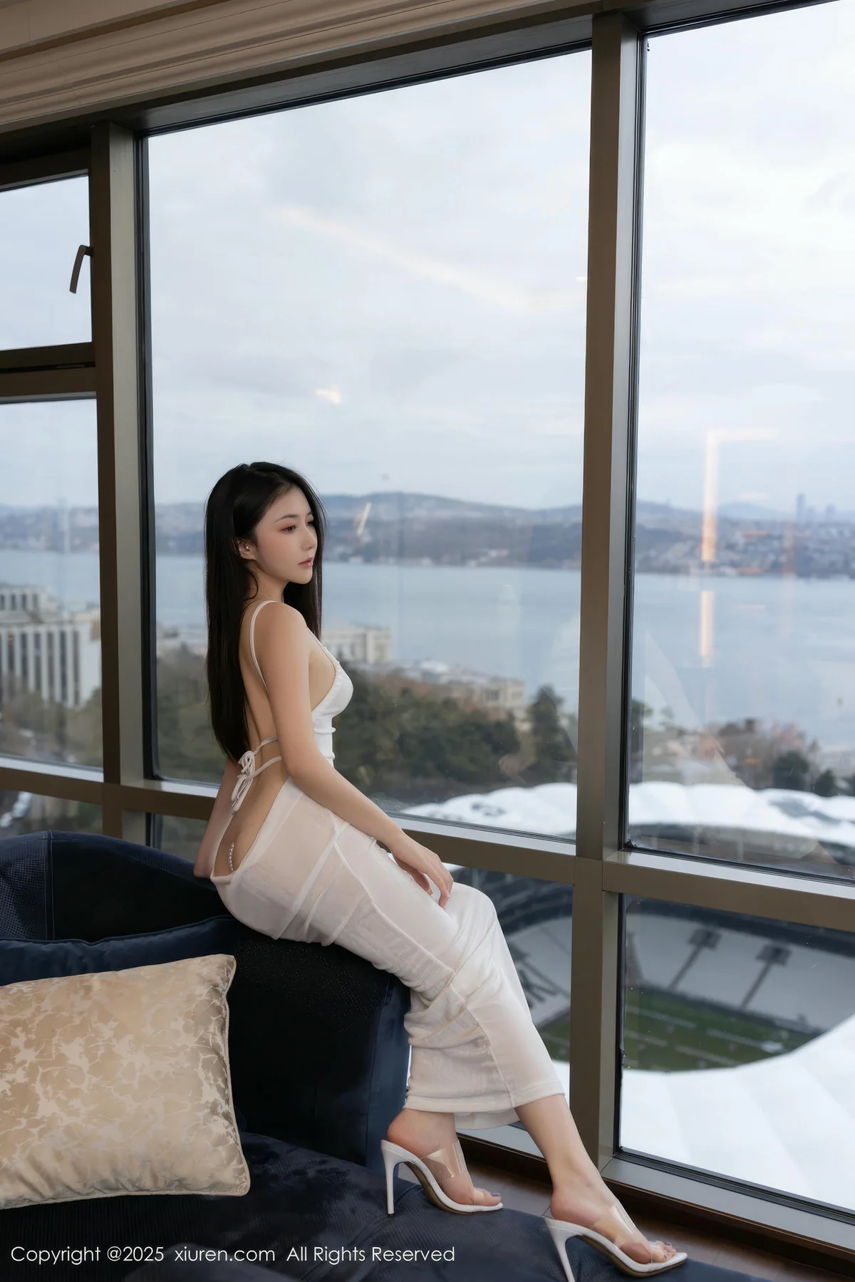 XiuRen 秀人 No.9780 鱼子酱Fish 户外凉亭玉体诱惑 - 6