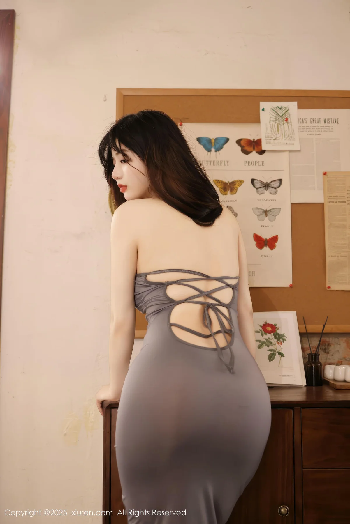 XiuRen 秀人 No.9790 陈伊人 紧身裙妩媚身材 - 9