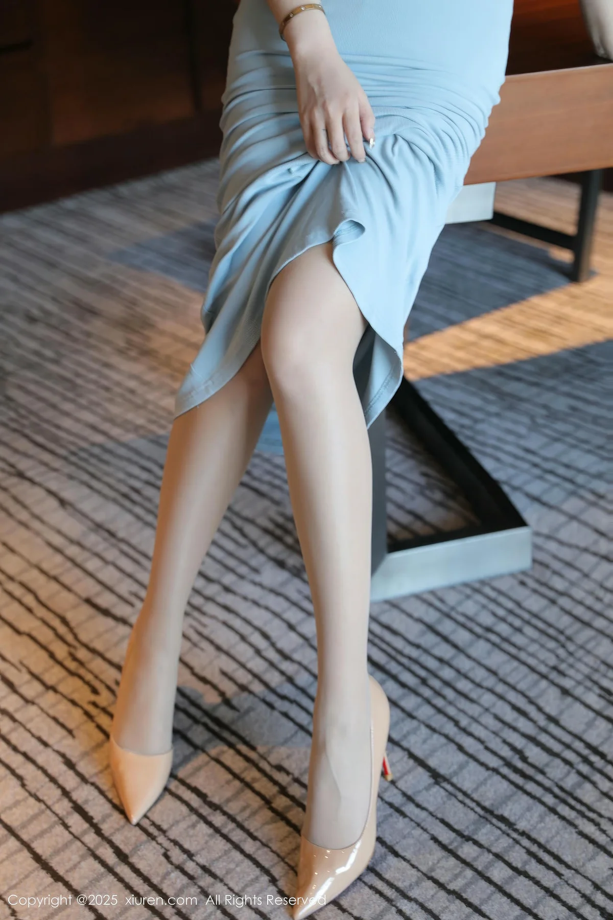 XiuRen 秀人 No.9801 希雅sia 翘臀肉丝性感妹子 - 10