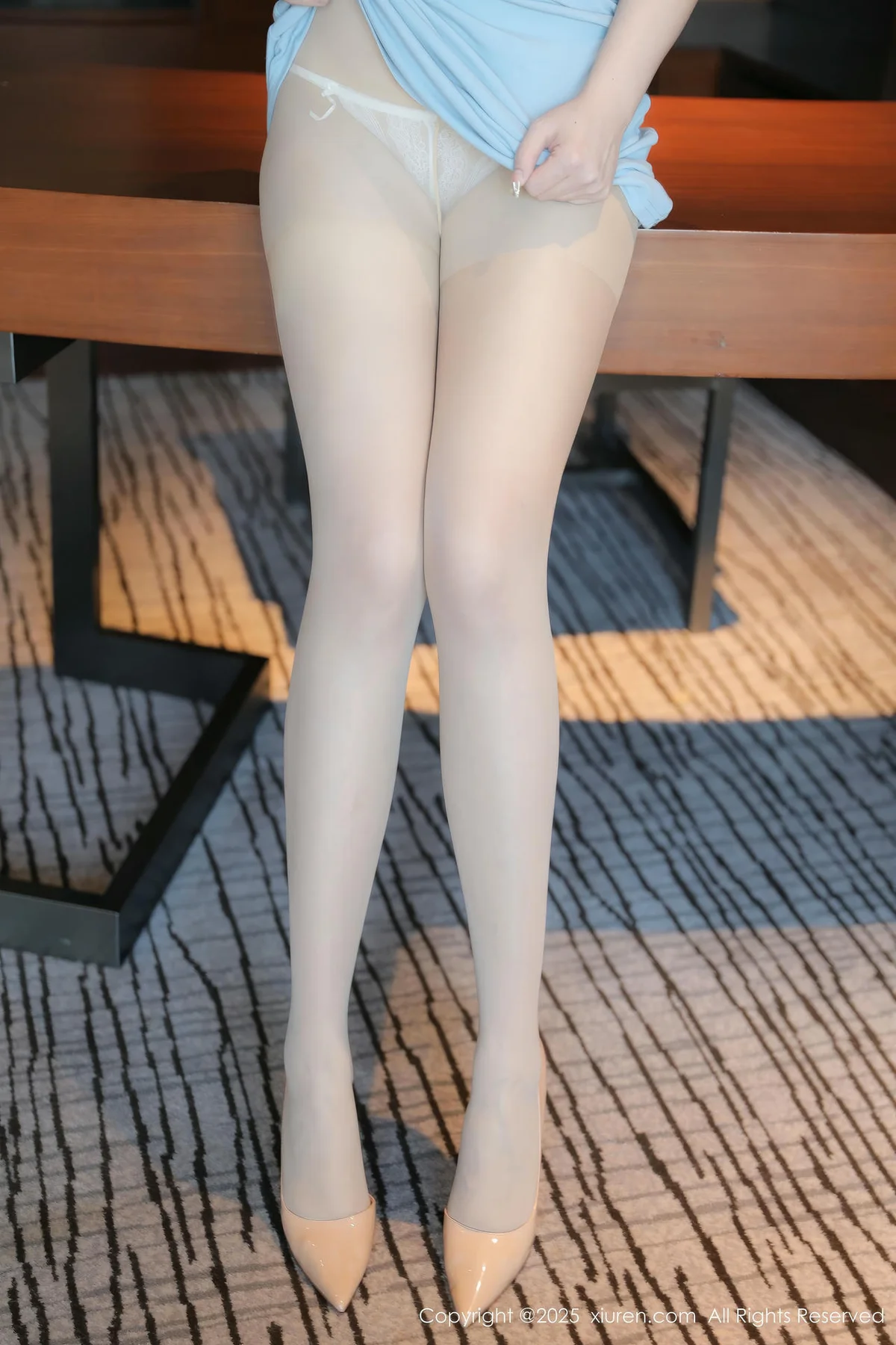 XiuRen 秀人 No.9801 希雅sia 翘臀肉丝性感妹子 - 5