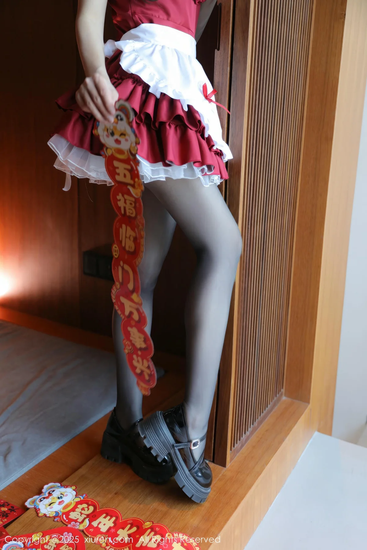 XiuRen 秀人 No.9814 桃妖天  节日写真 - 8