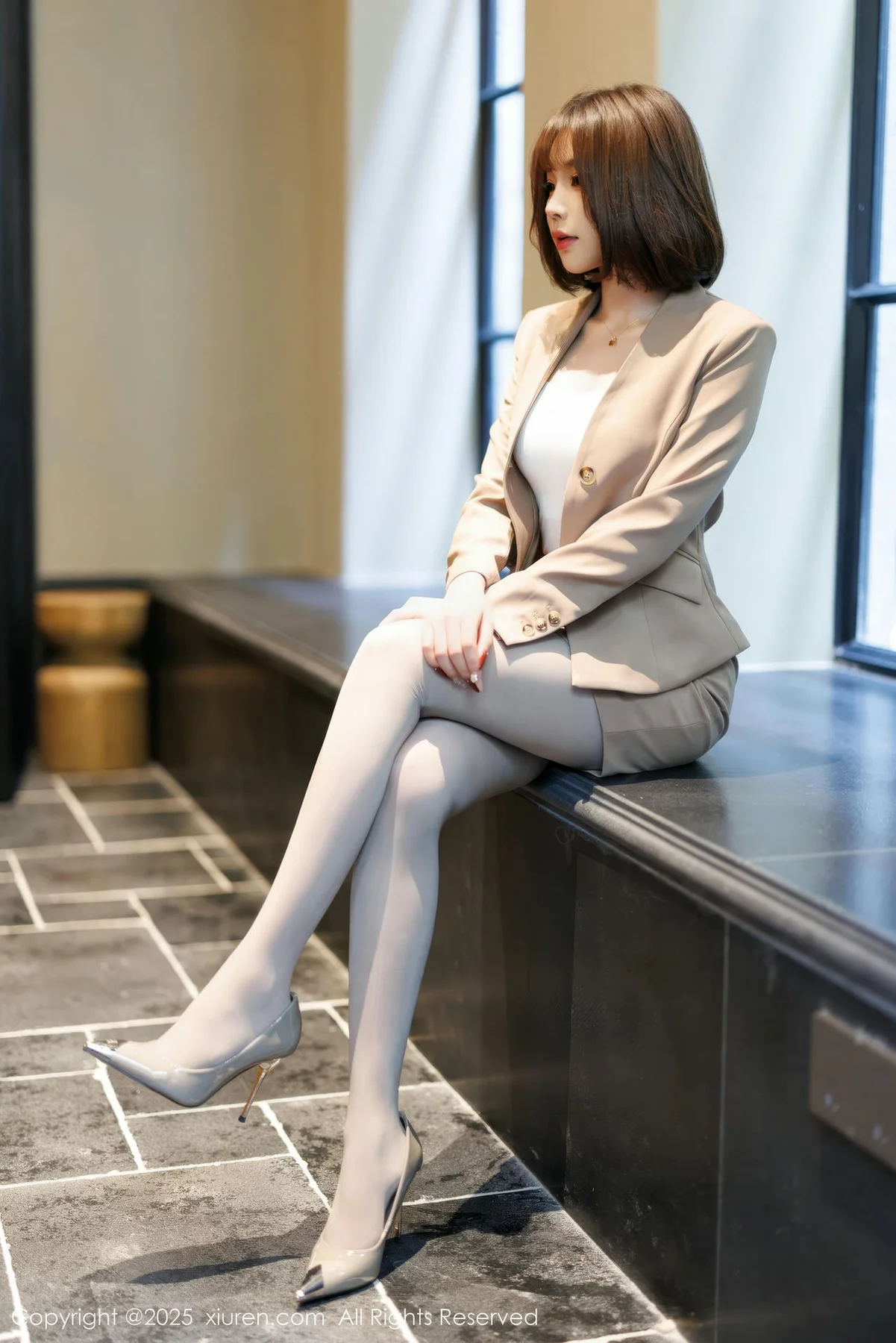 XiuRen 秀人 No.9844 徐莉芝Booty 短发气质美女 - 4