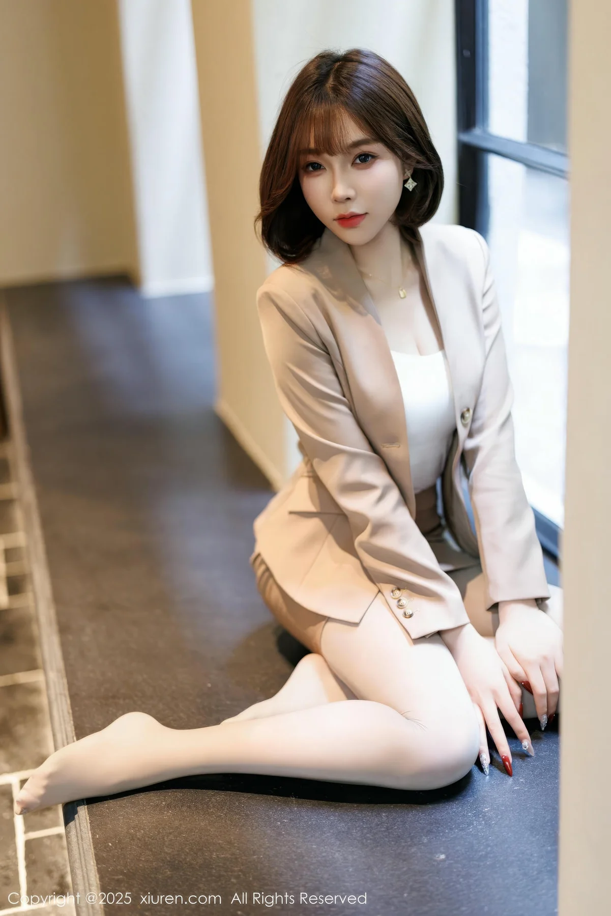 XiuRen 秀人 No.9844 徐莉芝Booty 短发气质美女 - 9