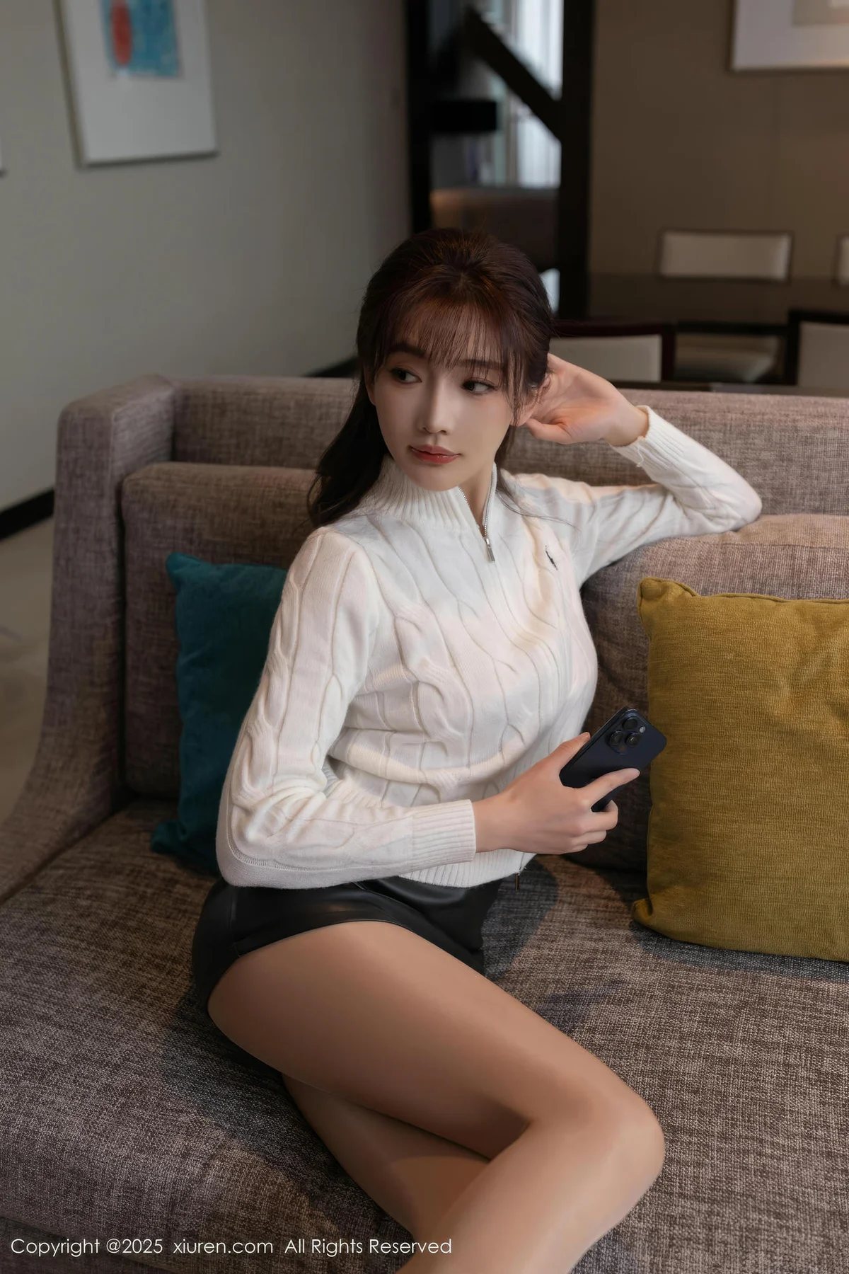 XiuRen 秀人 No.9852 陆萱萱 黑色皮裙情趣内衣 - 7