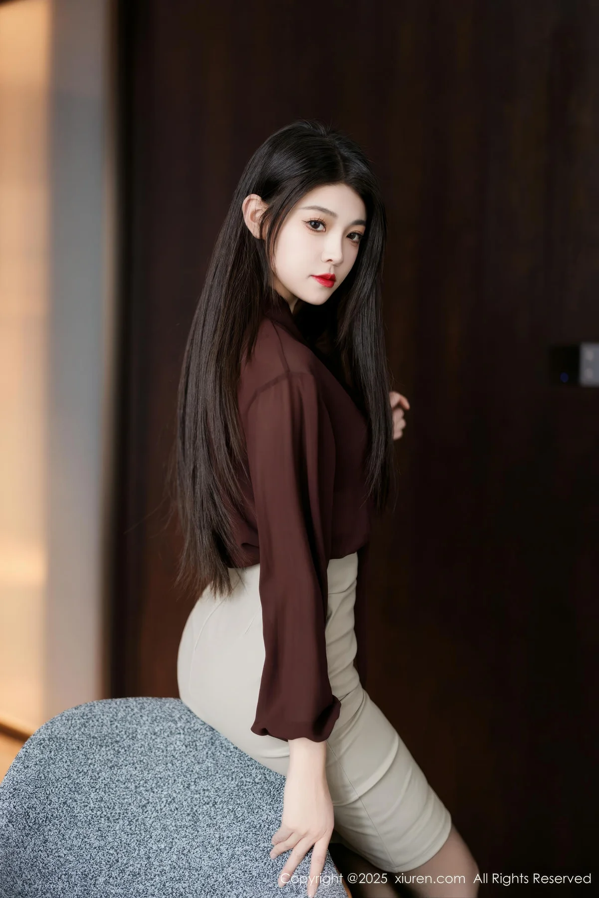XiuRen 秀人 No.9868 初梦瑶 黑丝ol制服 - 3