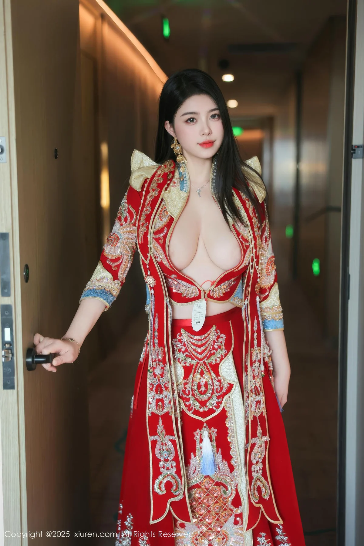 XiuRen 秀人 No.9869 林若凡F 新婚古典制服 - 1