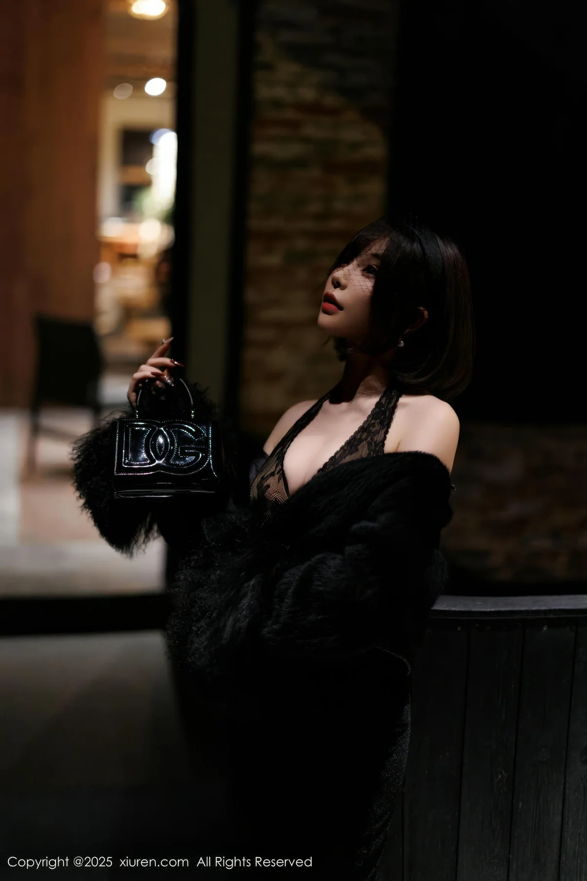 XiuRen 秀人 No.9880 徐莉芝Booty翘臀玉足美女私房 - 3