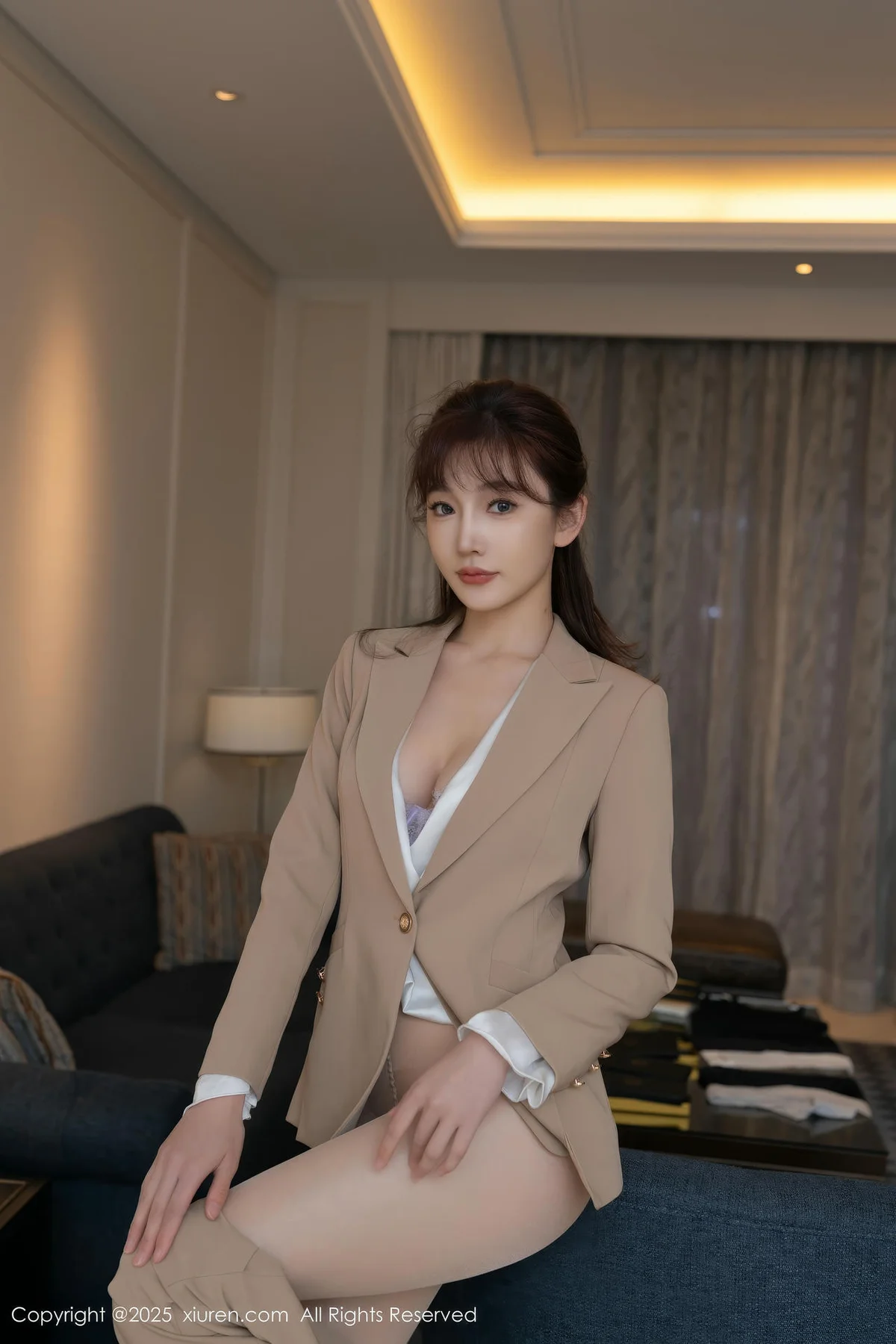 XiuRen 秀人 No.9881 陆萱萱 紫色内衣女神私房 - 6