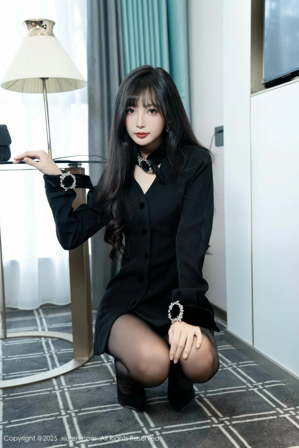 XiuRen 秀人 No.9918 樱桃小阑子 香肩丝袜美腿 - 9