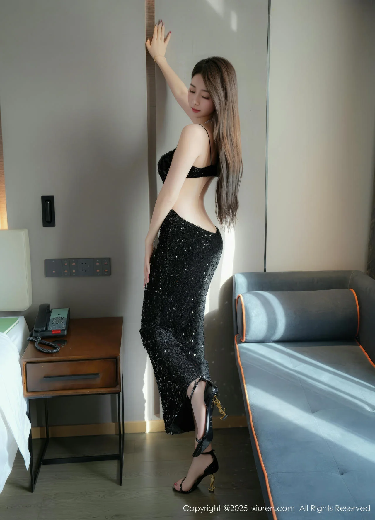 XiuRen 秀人 No.9937 星星baby 气质紧身裙 - 8