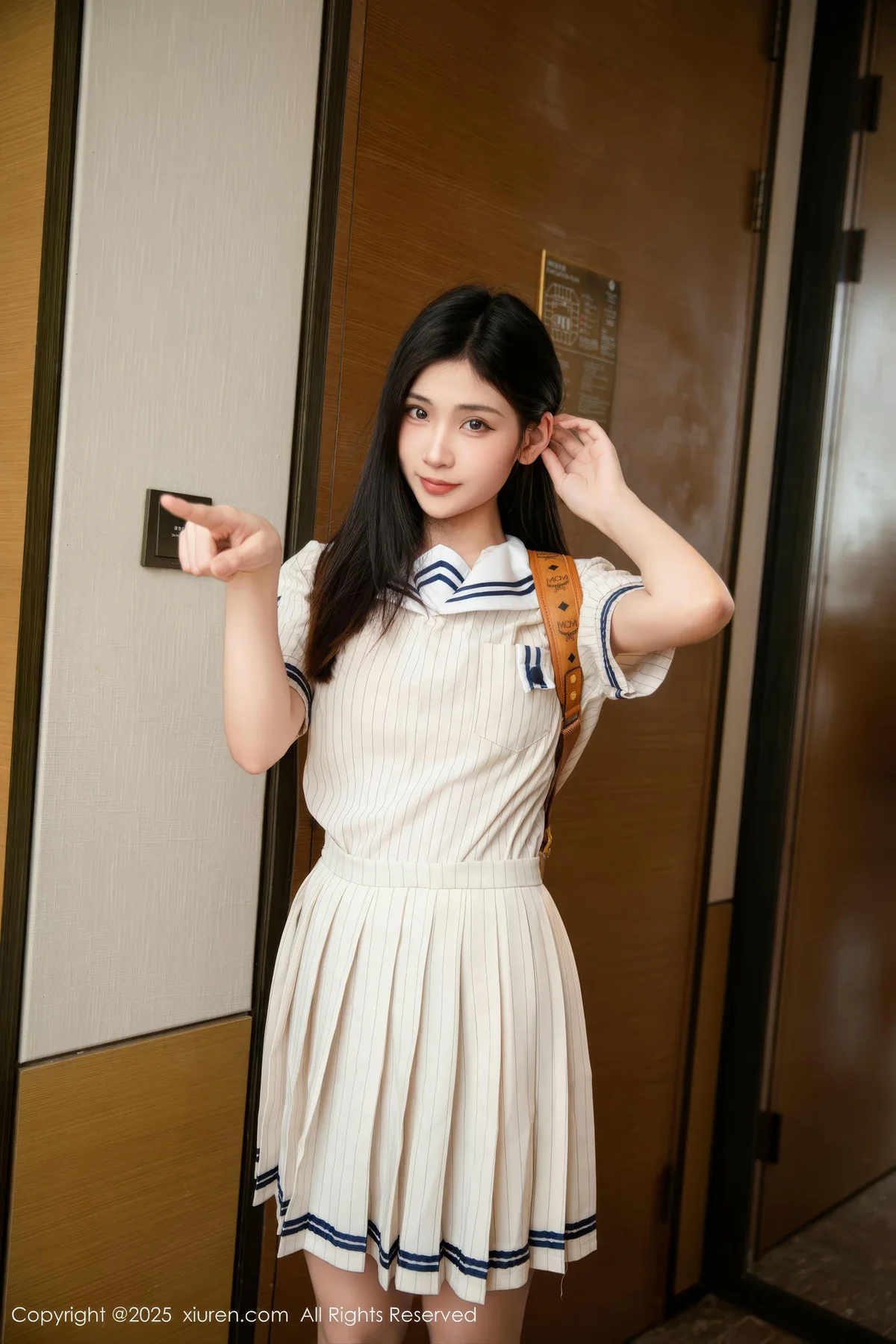 XiuRen 秀人 No.9942 刘婷婷  情趣捆绑内衣 - 2