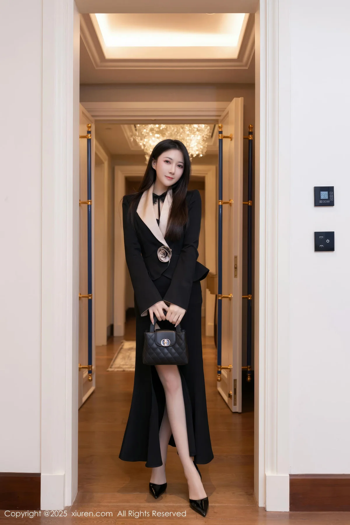 XiuRen 秀人 No.9953 鱼子酱Fish香肩玉体ol制服 - 1